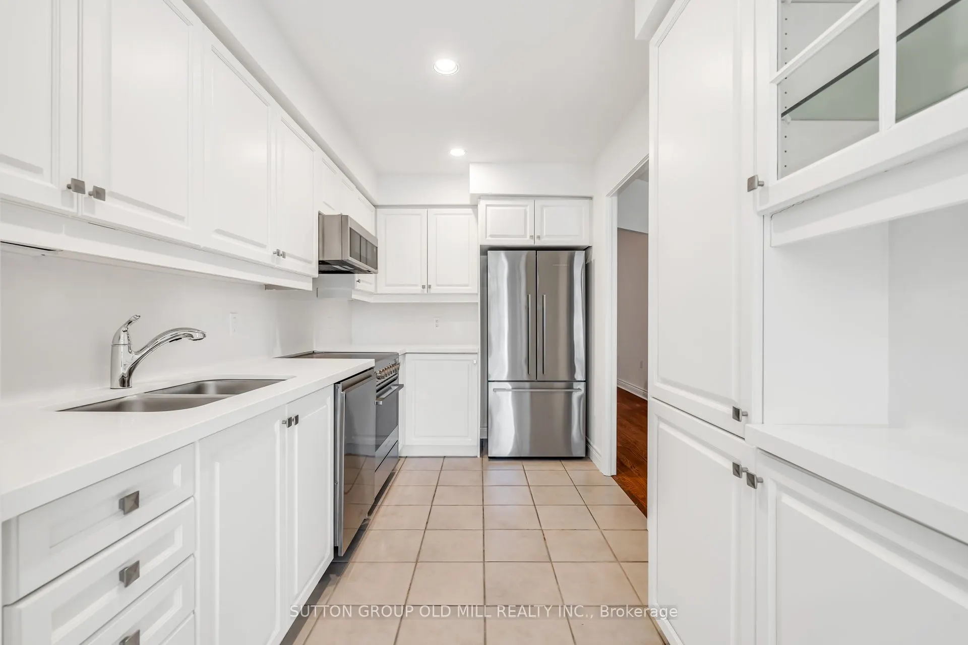 10 Old Mill Trail, #206