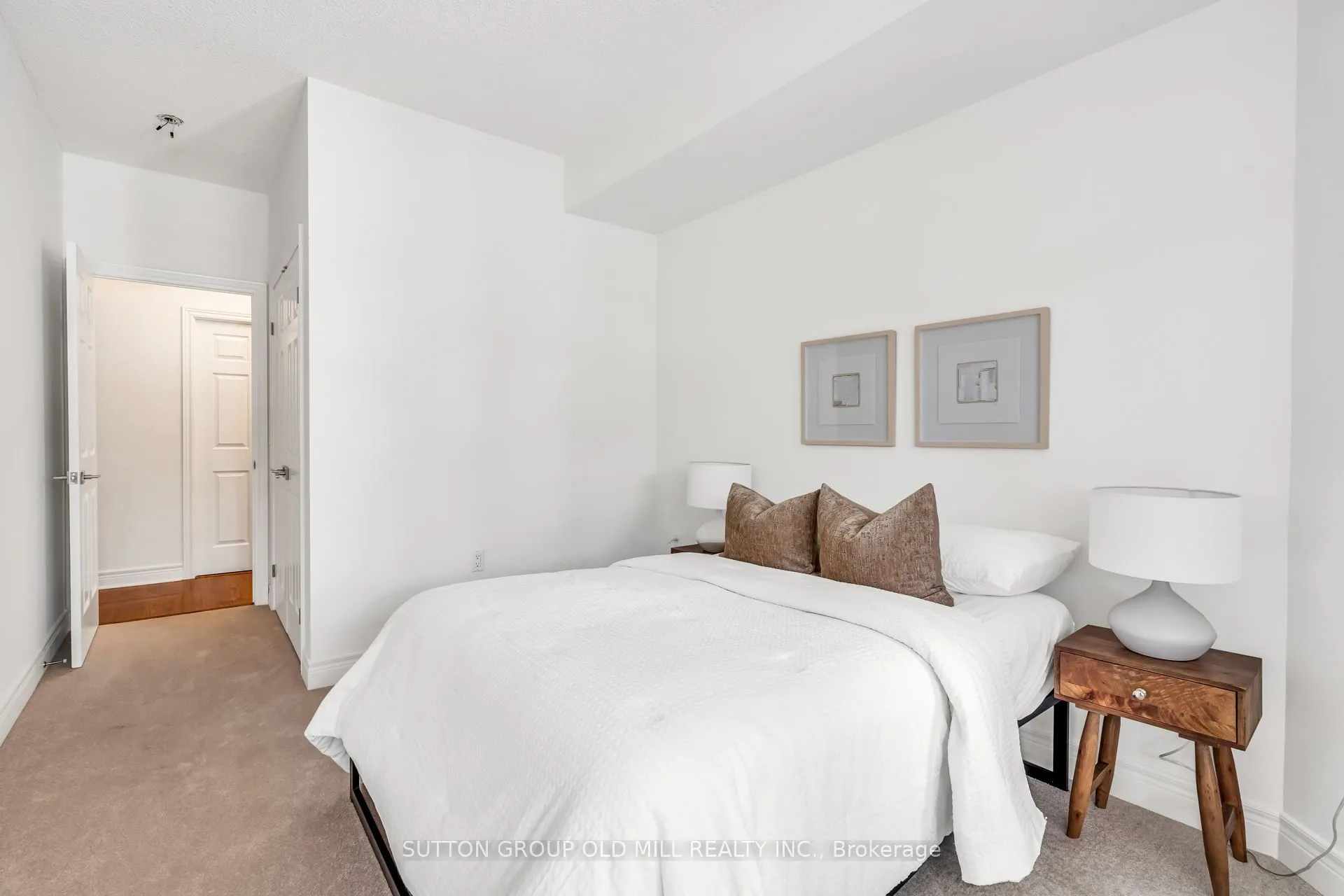 10 Old Mill Trail, #206
