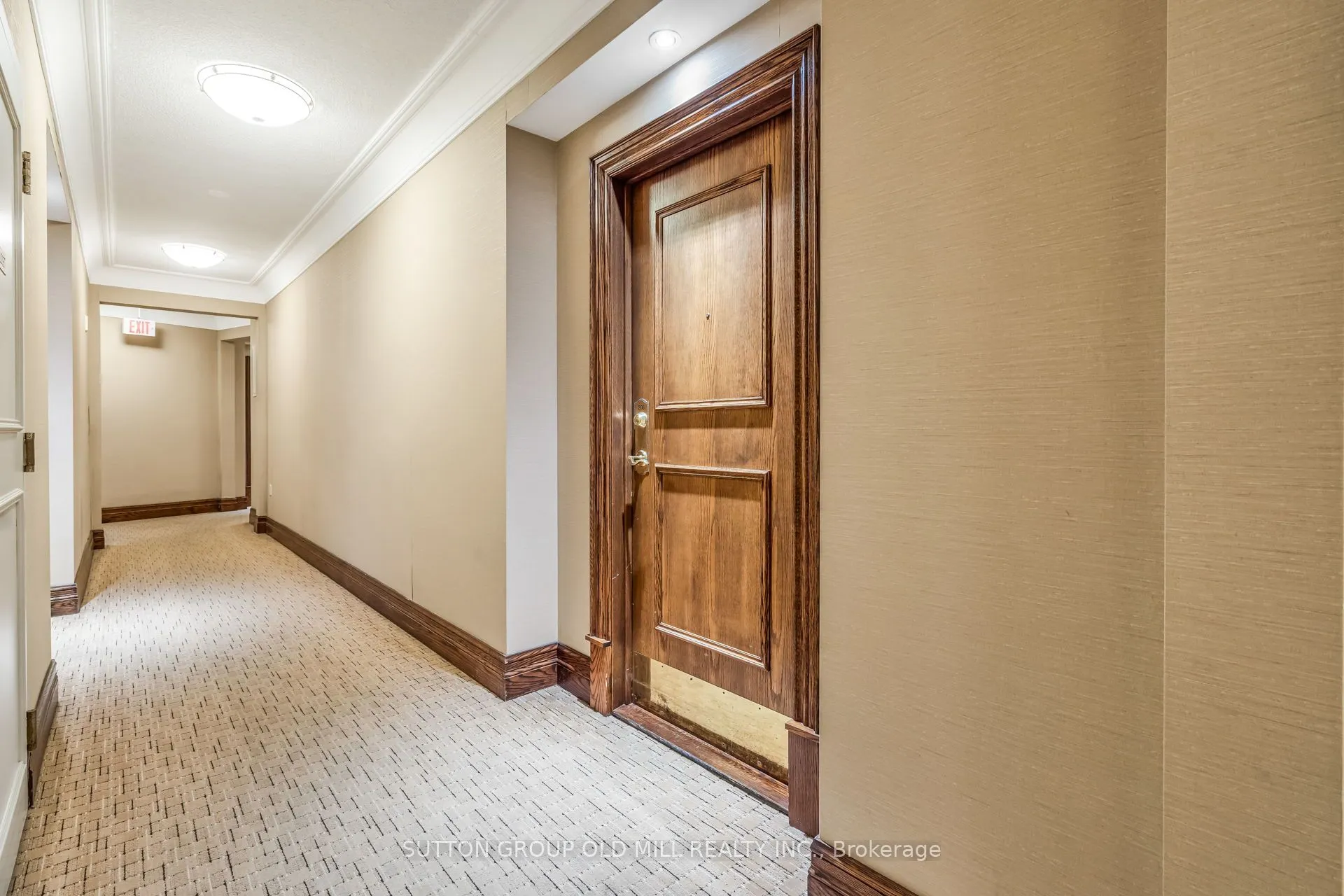 10 Old Mill Trail, #206
