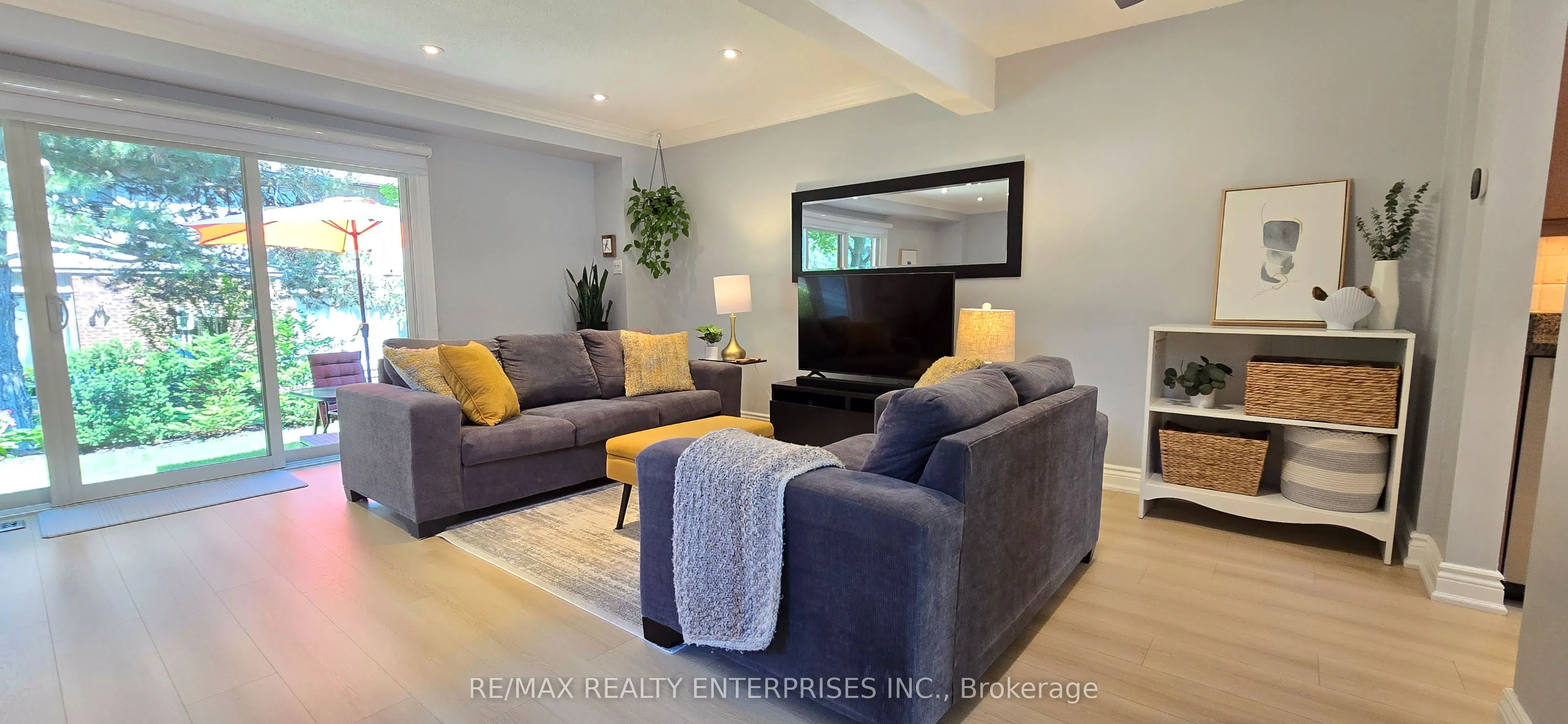1180 Walden Circle, #19