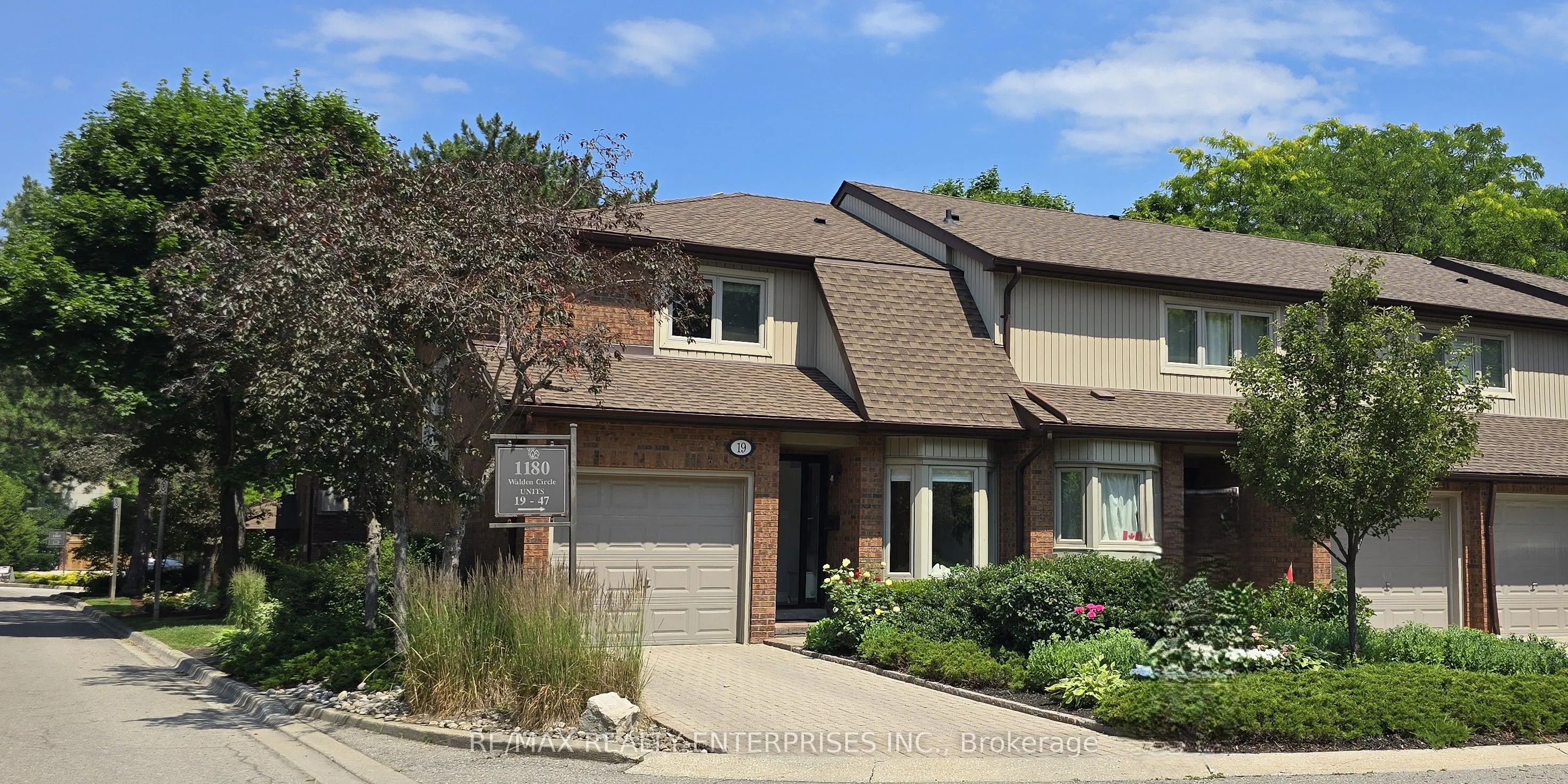 1180 Walden Circle, #19