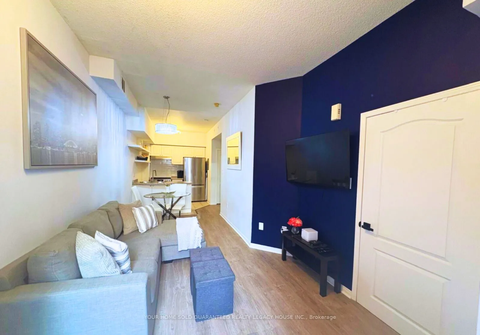 601 Shoreline Drive, #145