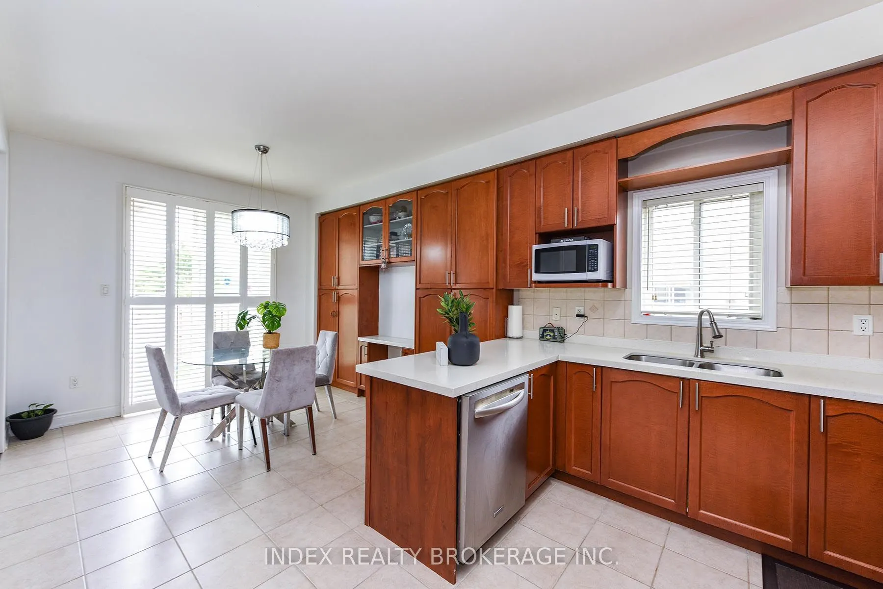 33 Portstewart Crescent