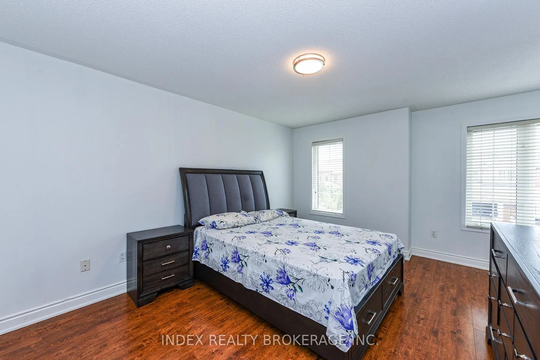 33 Portstewart Crescent