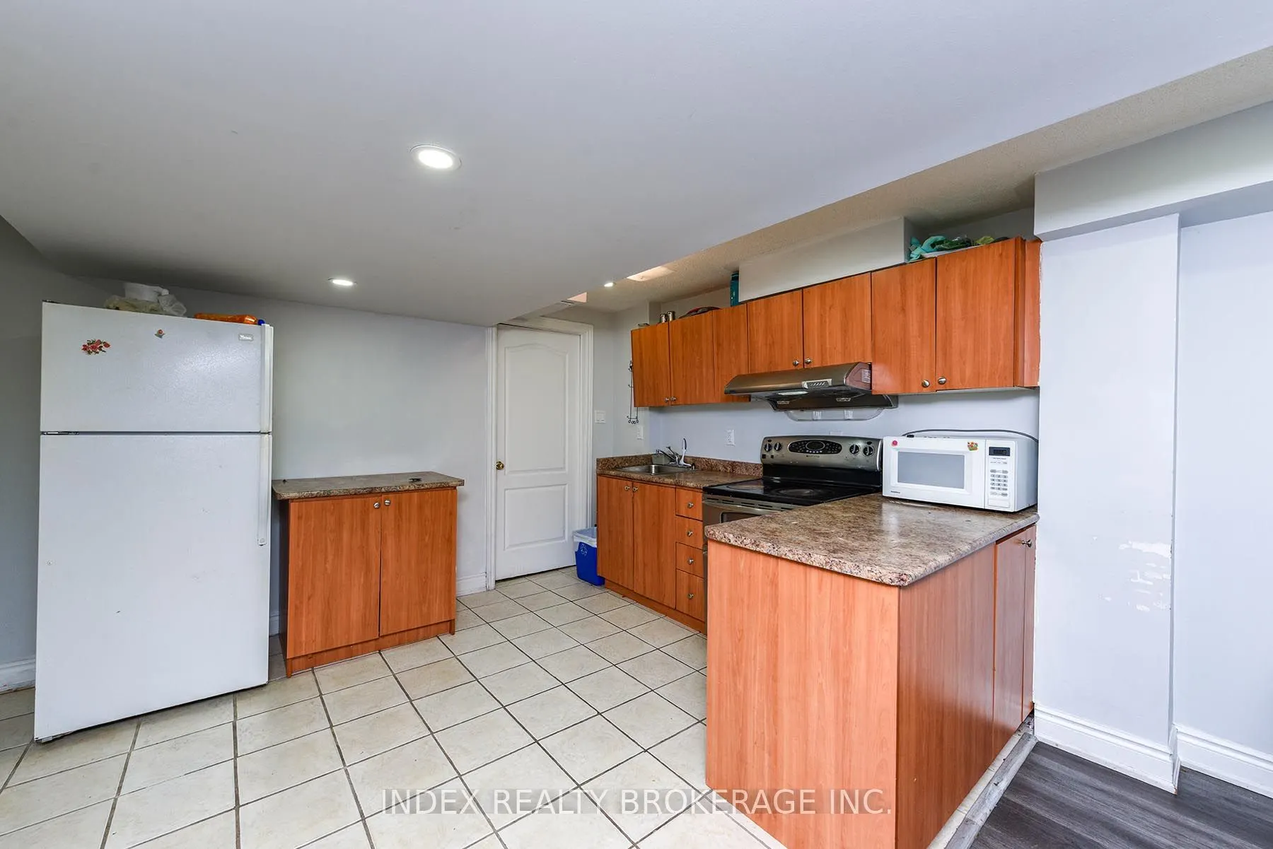 33 Portstewart Crescent
