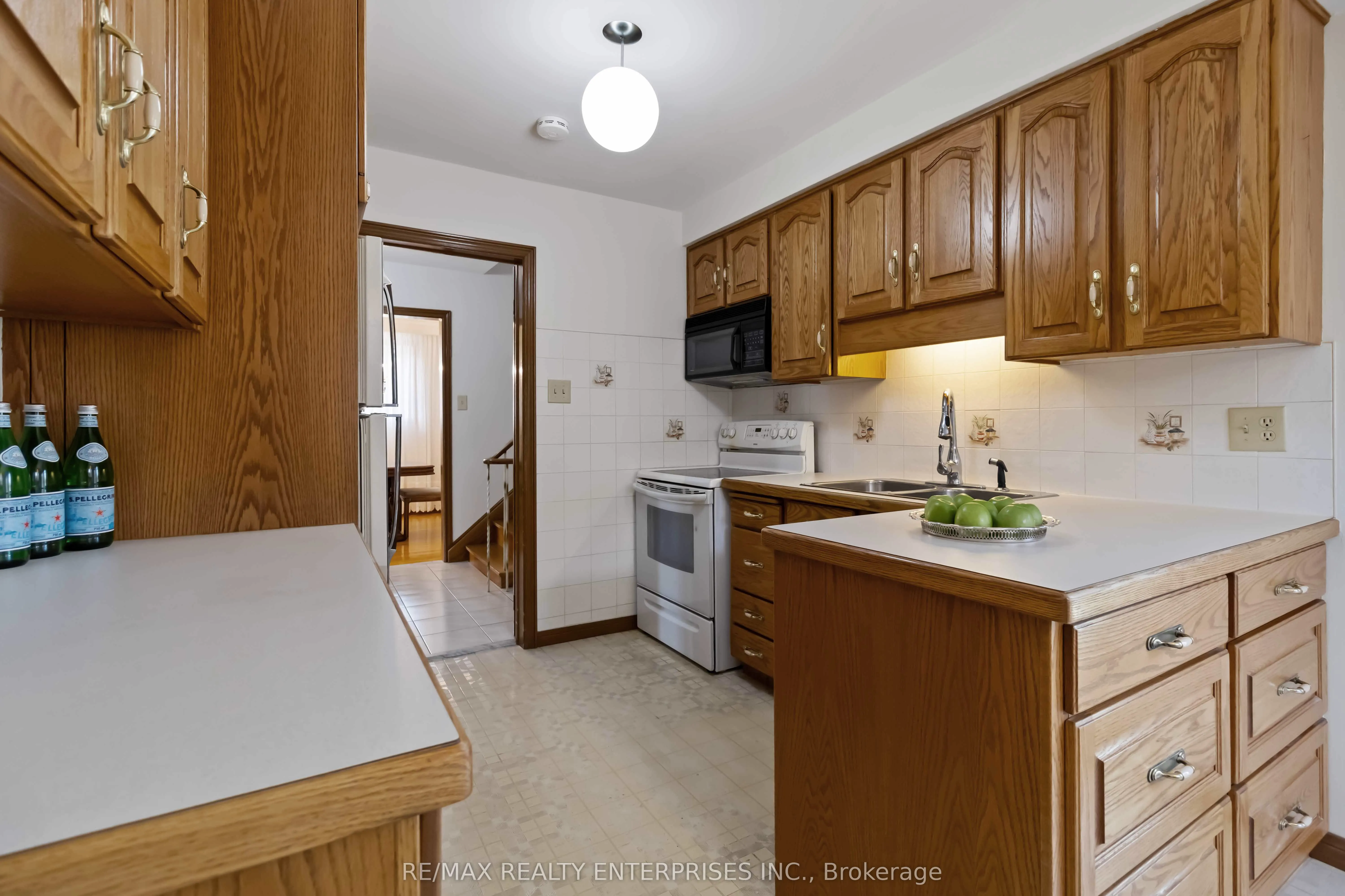 720 Eversley Drive