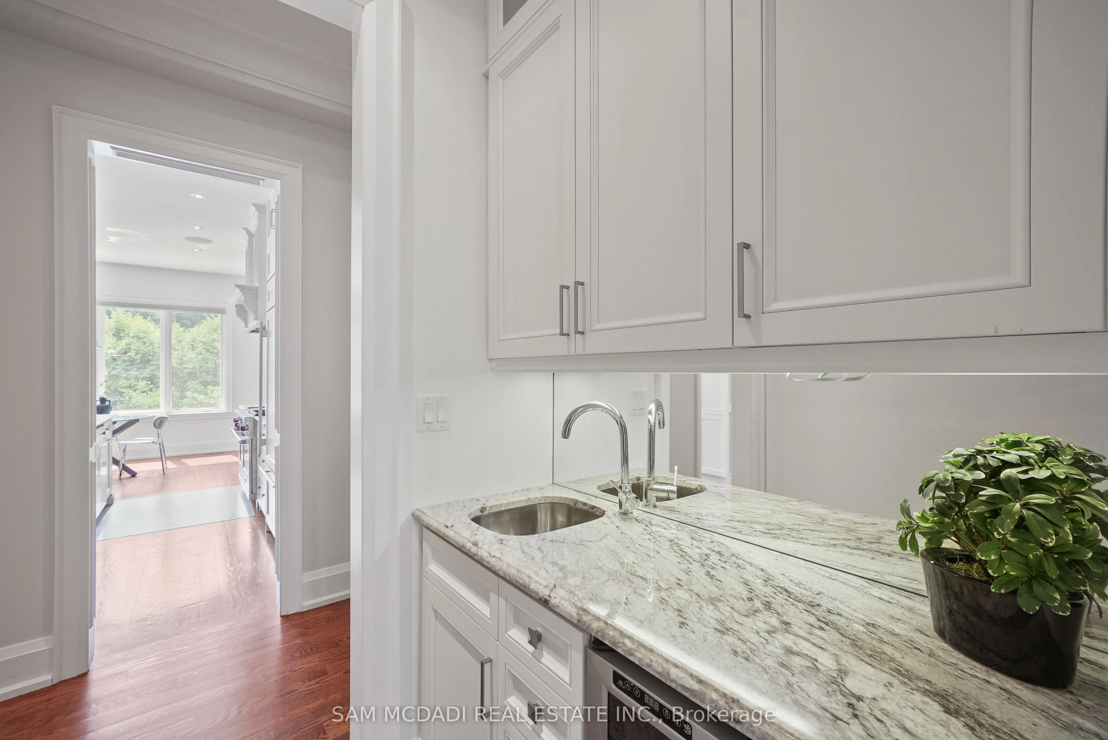 190 Maplewood Road