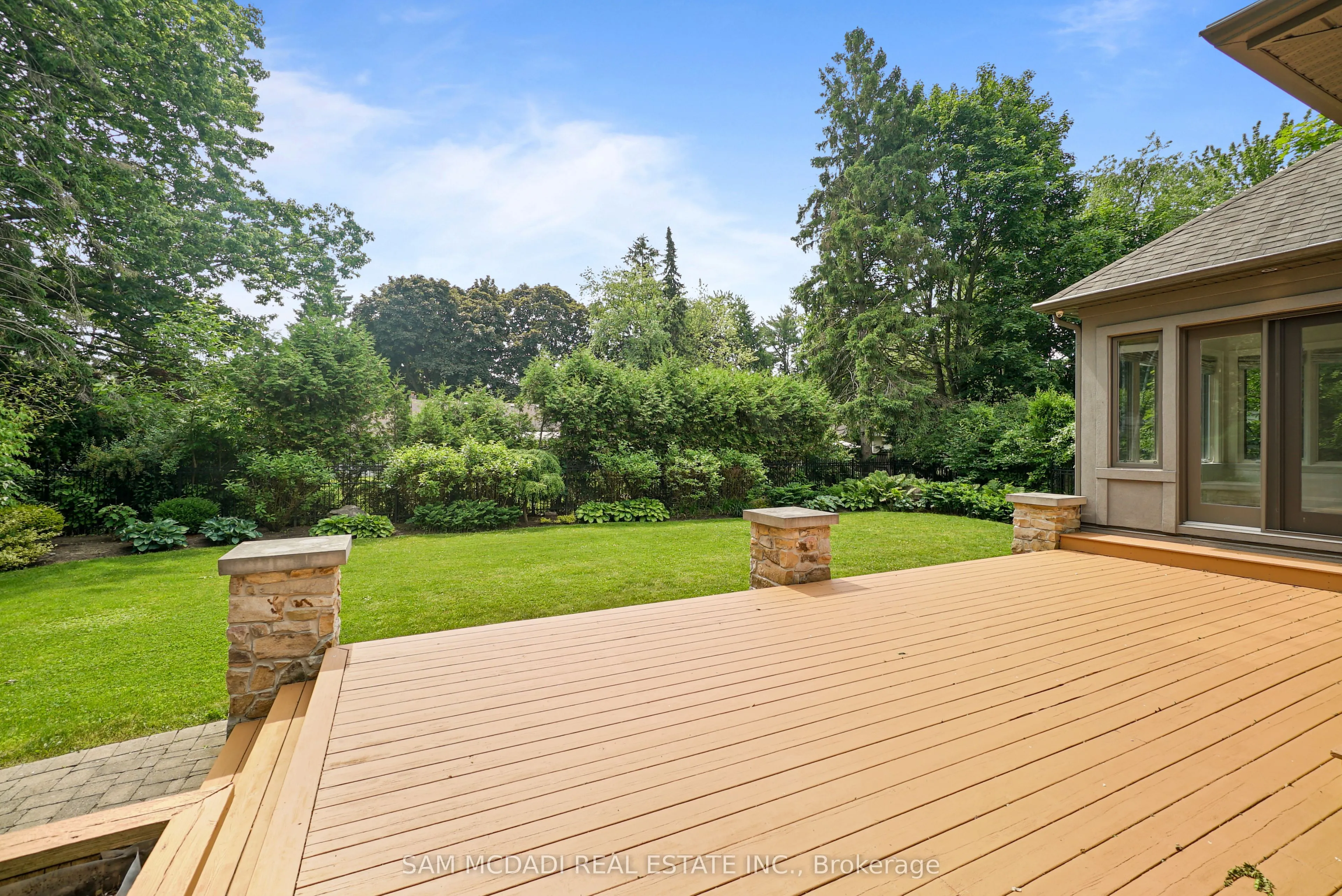 190 Maplewood Road