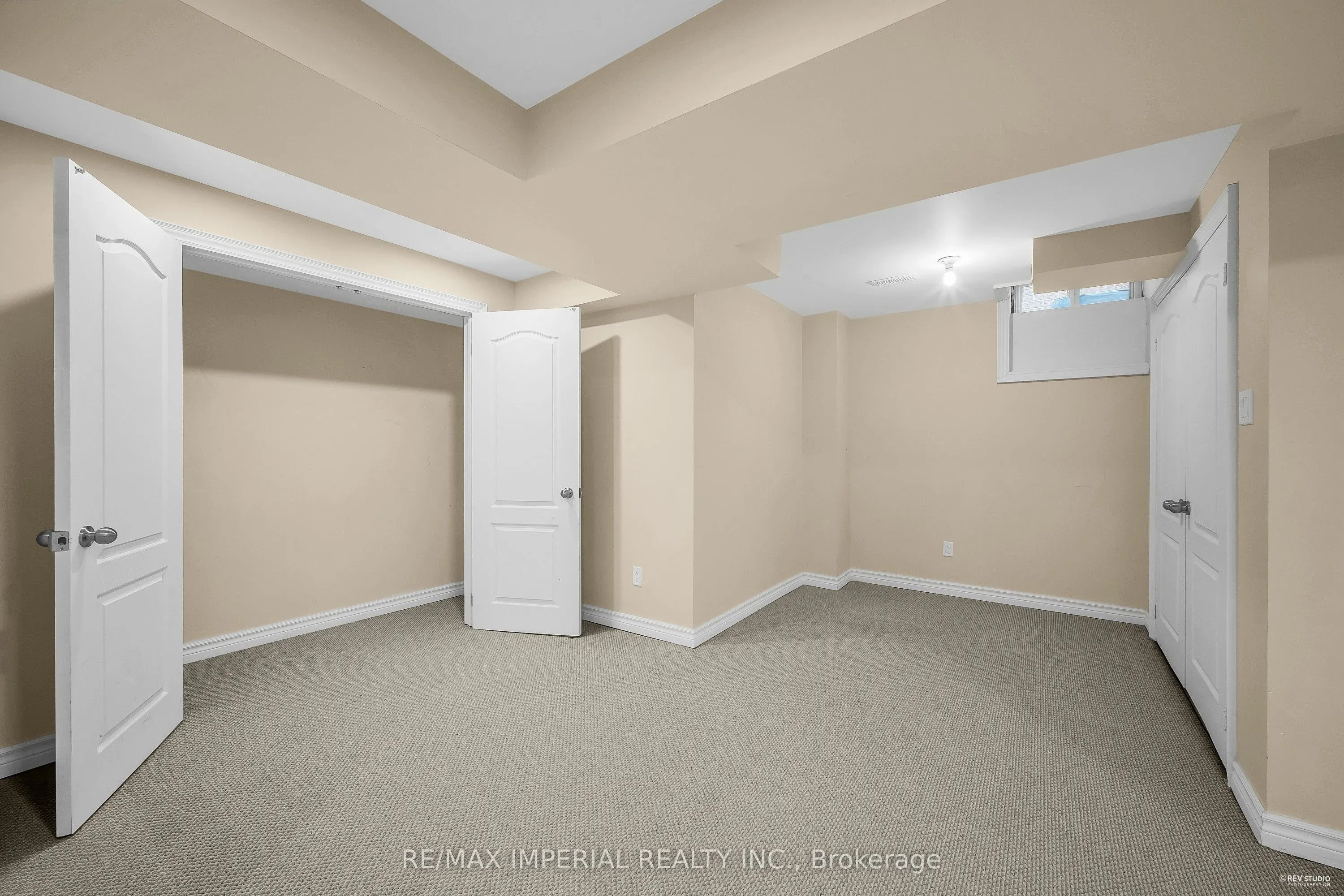 1179 Barleymow Street