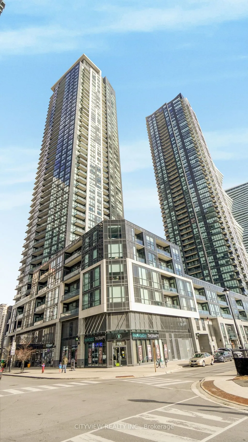 510 Curran Place, #808