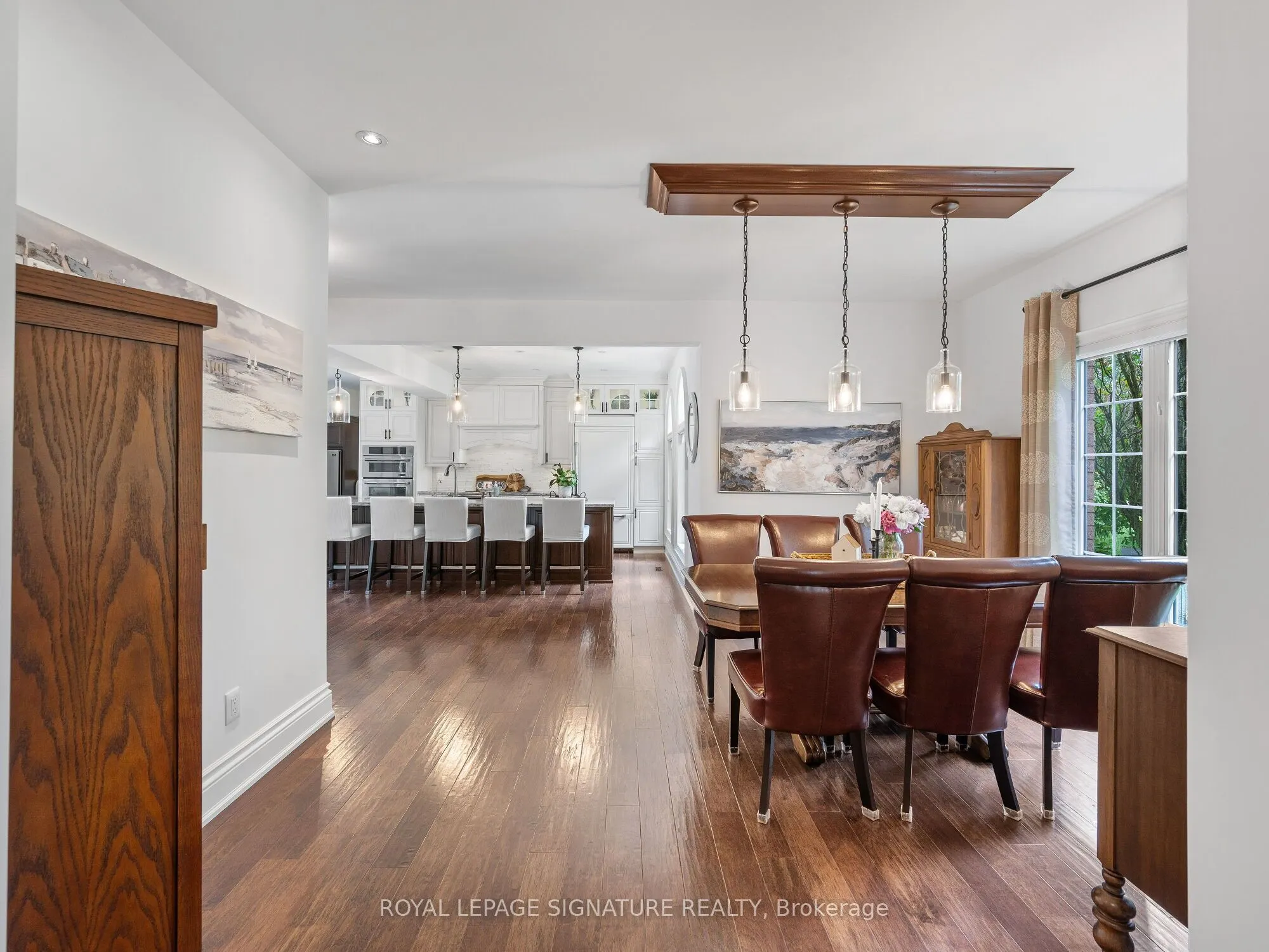 10 Forest Ridge Crescent