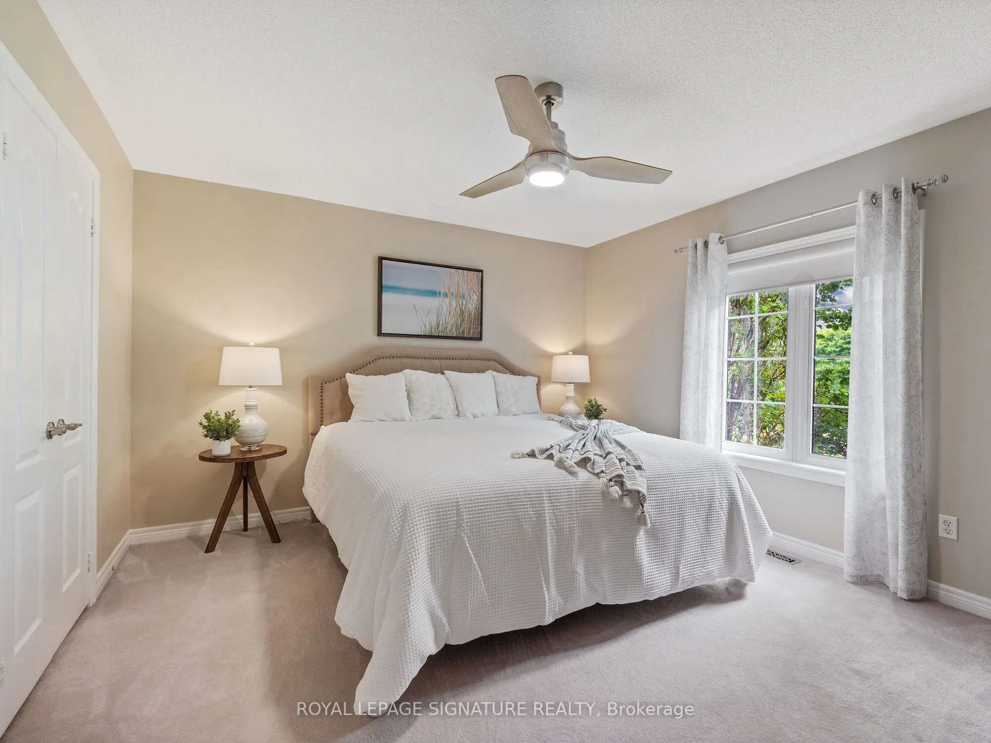 10 Forest Ridge Crescent