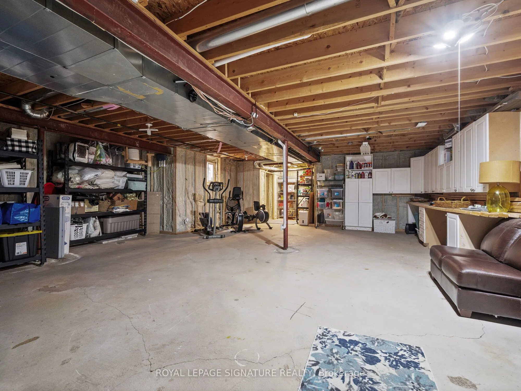 10 Forest Ridge Crescent