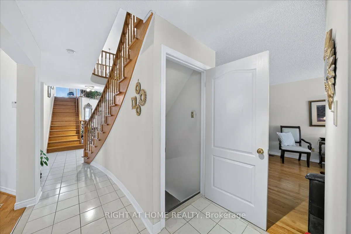 956 Winterton Way