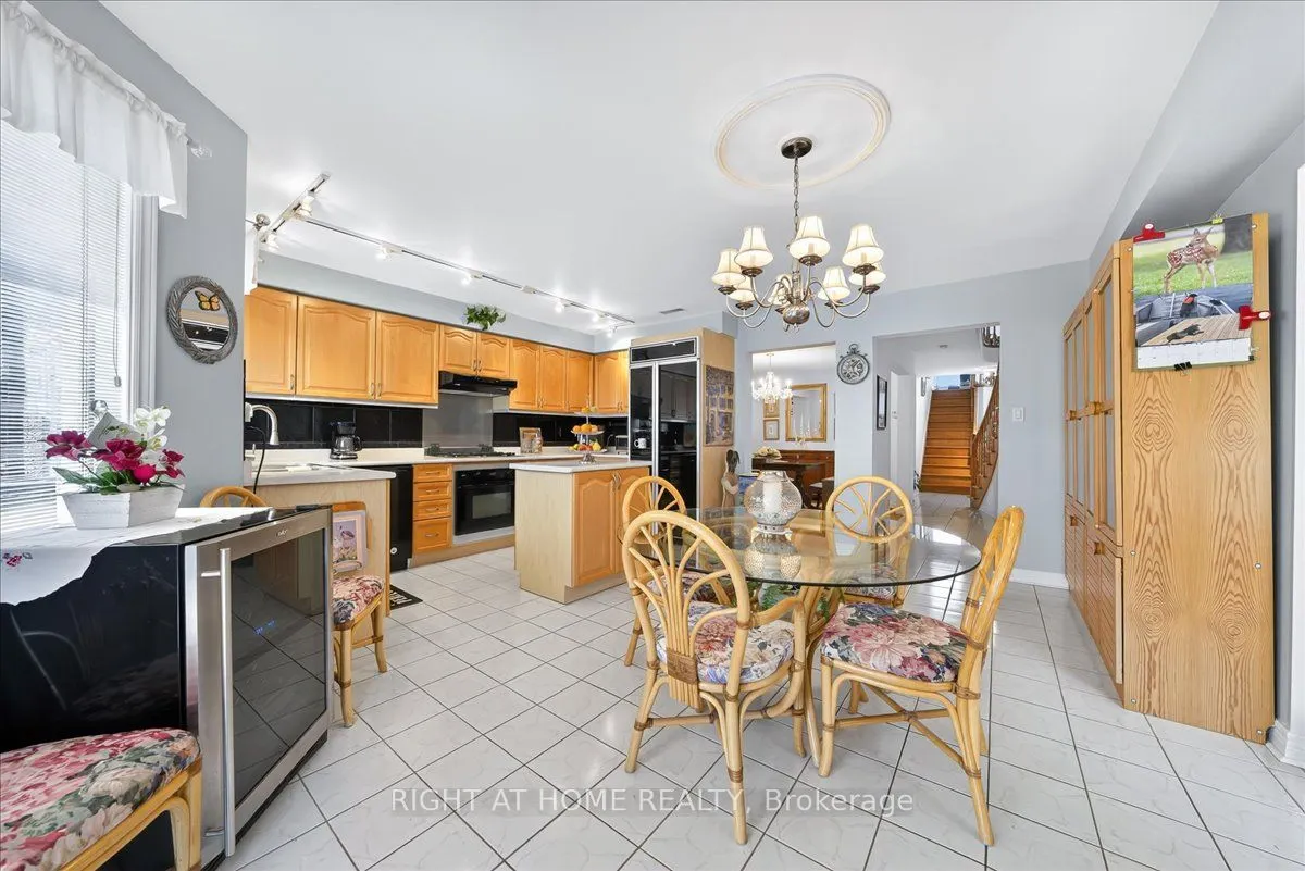 956 Winterton Way
