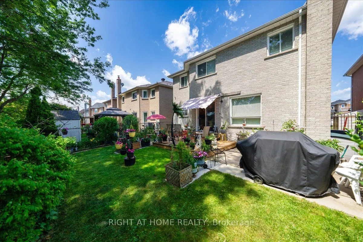 956 Winterton Way