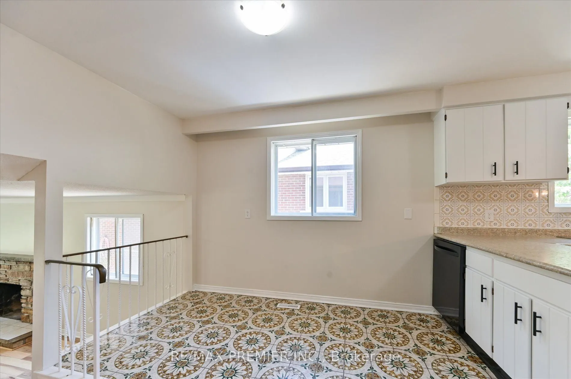 44 Petunias Road