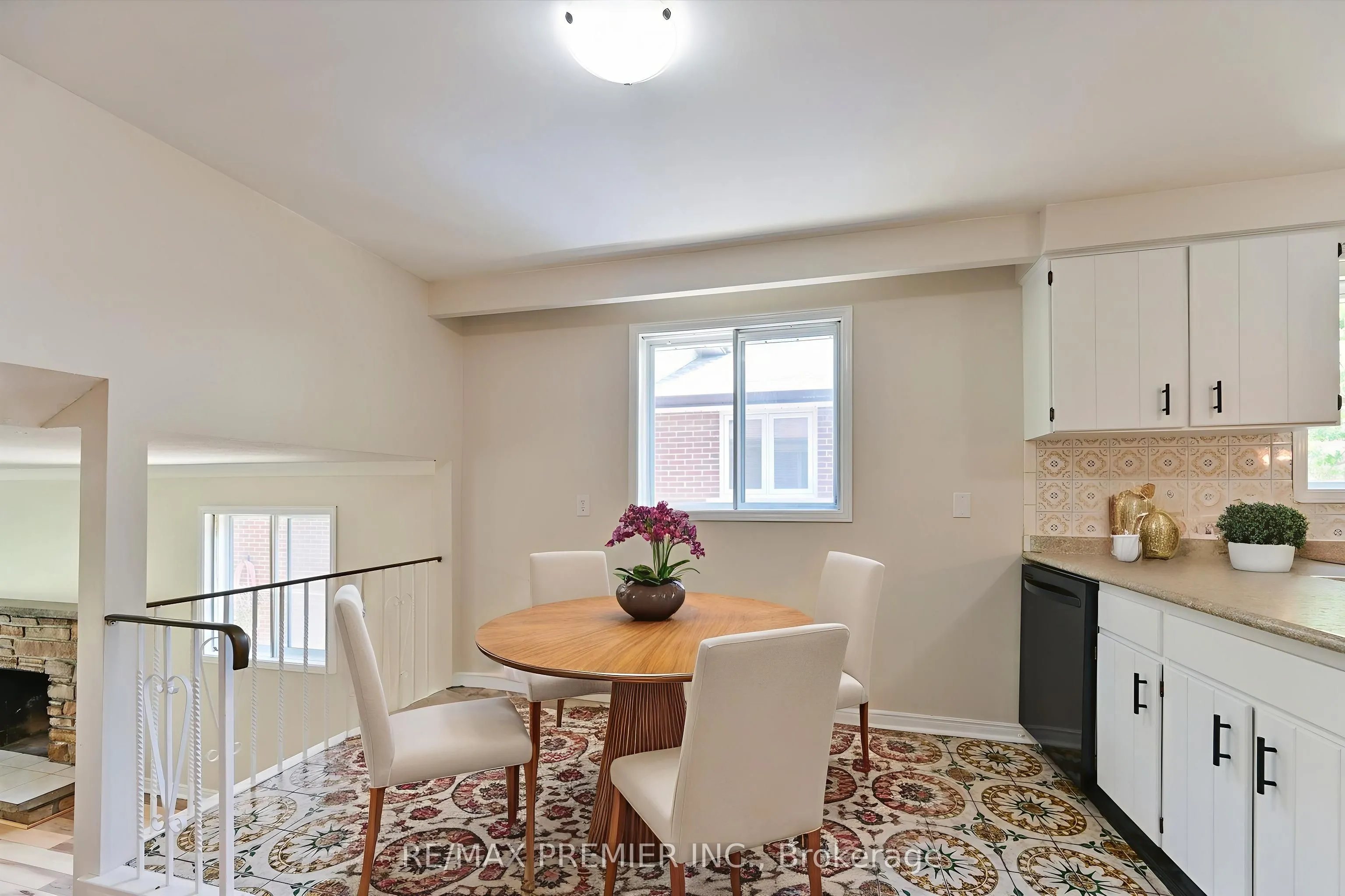 44 Petunias Road
