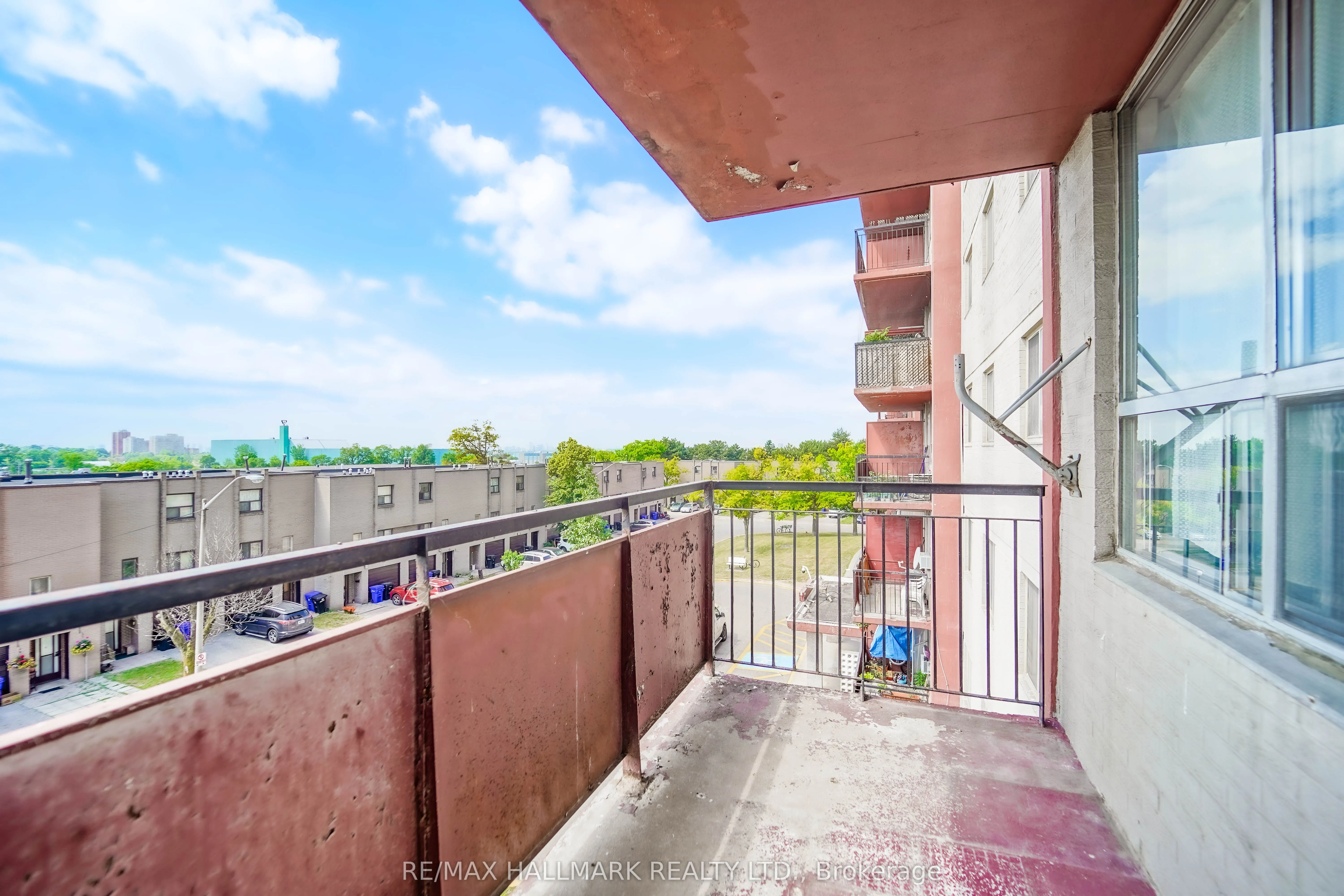 50 LOTHERTON Pathway, #411