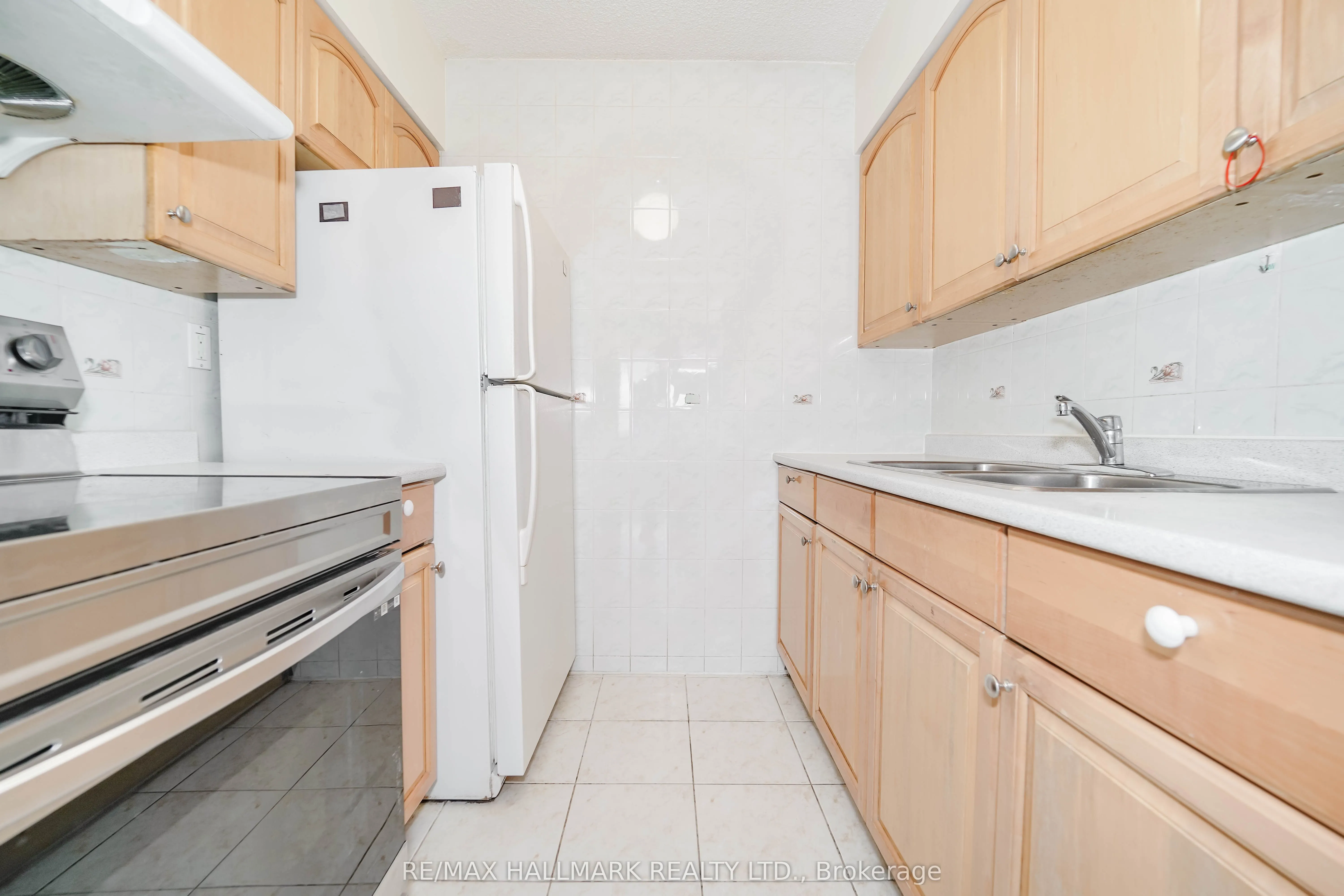 50 LOTHERTON Pathway, #411