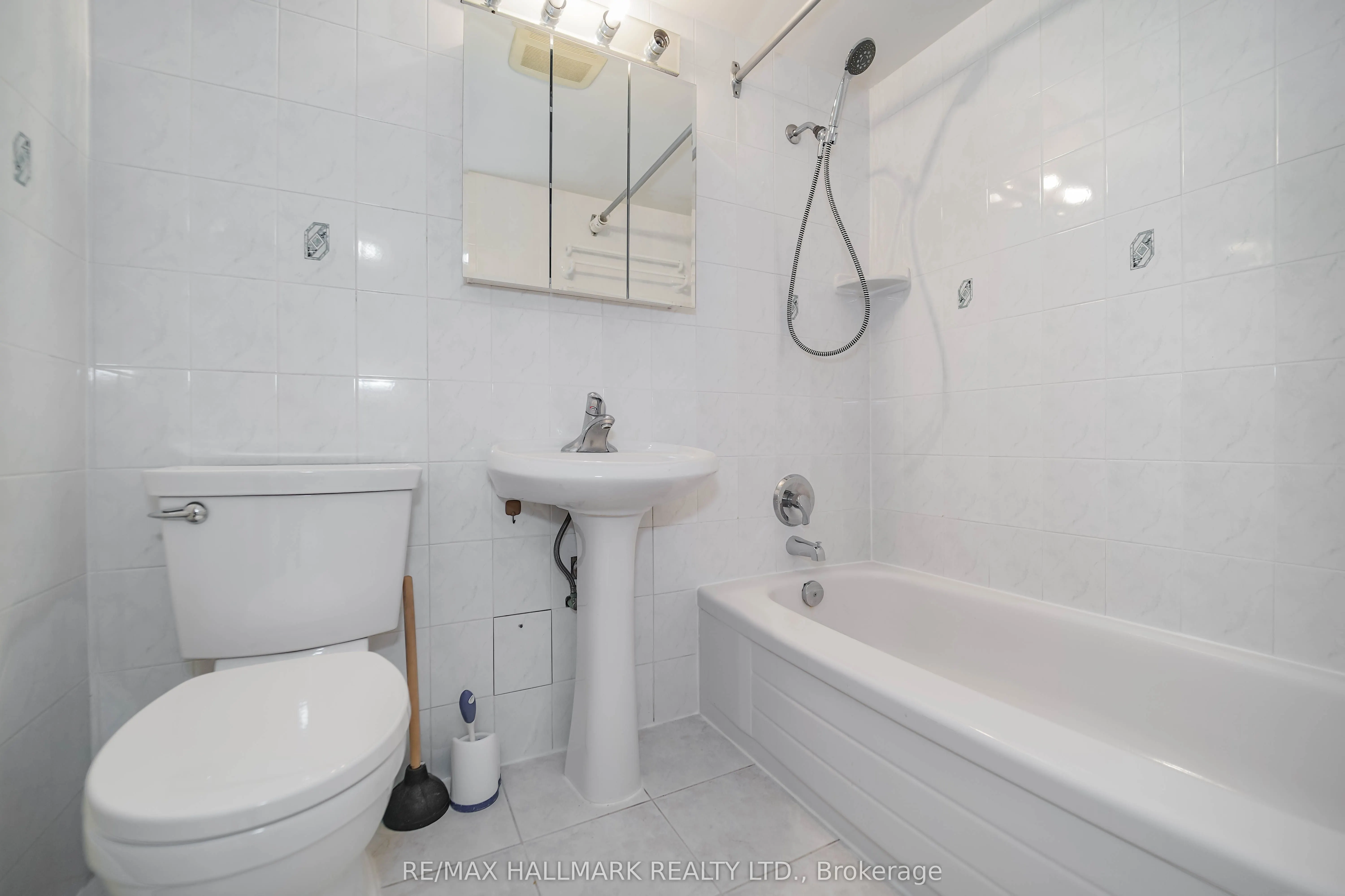 50 LOTHERTON Pathway, #411