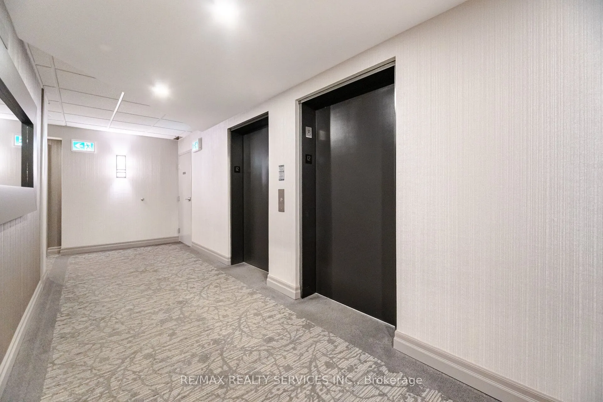 12 Laurelcrest Street, #1213