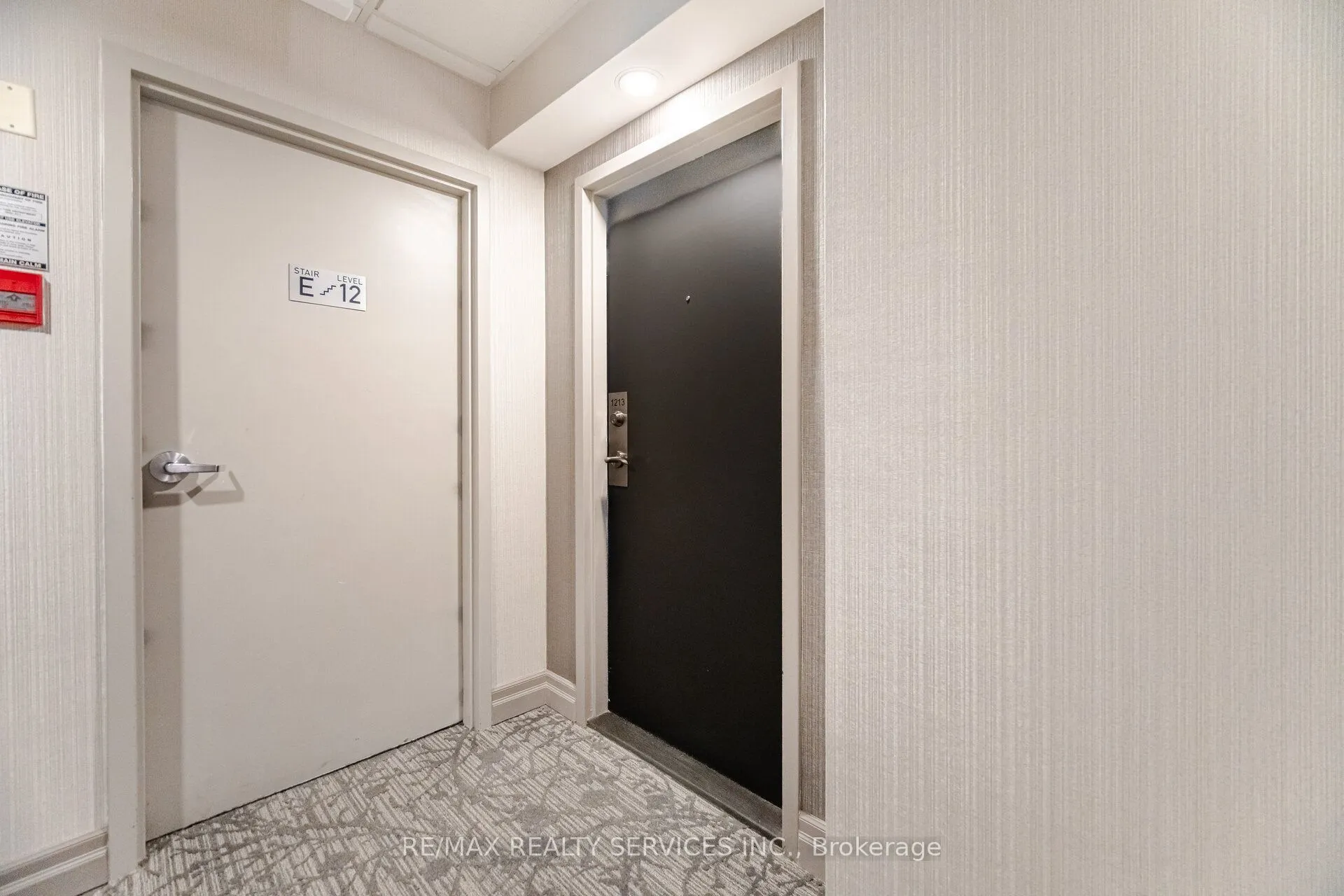12 Laurelcrest Street, #1213