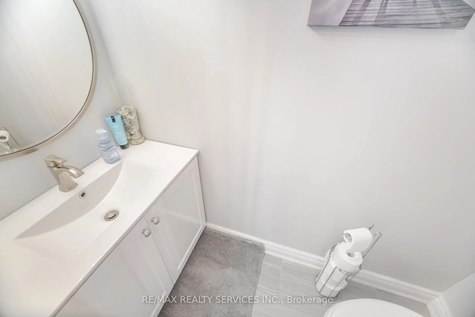 12 Laurelcrest Street, #1213