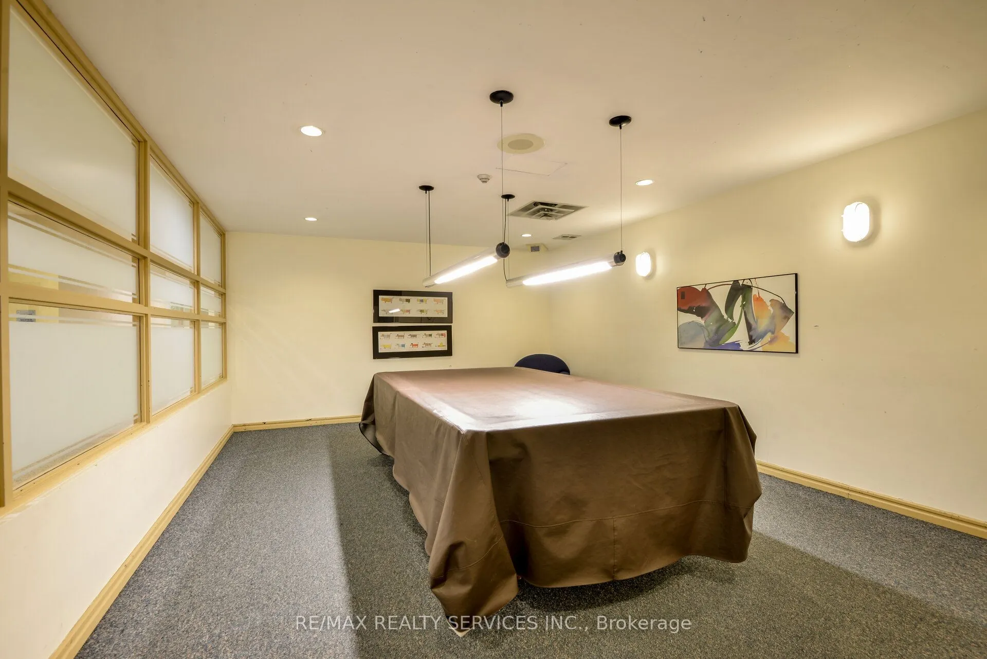 12 Laurelcrest Street, #1213