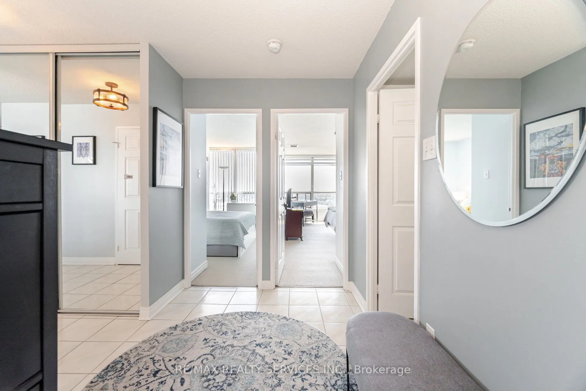 12 Laurelcrest Street, #1213