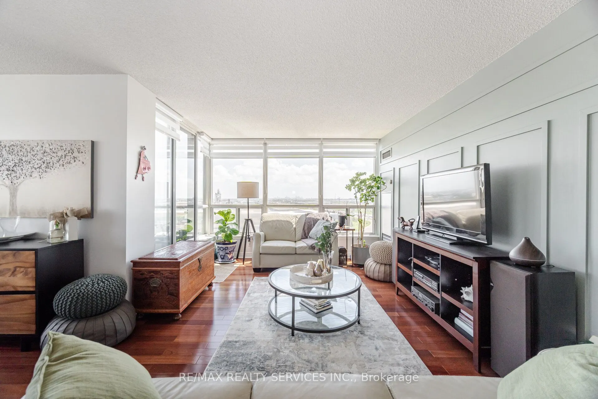 12 Laurelcrest Street, #1213