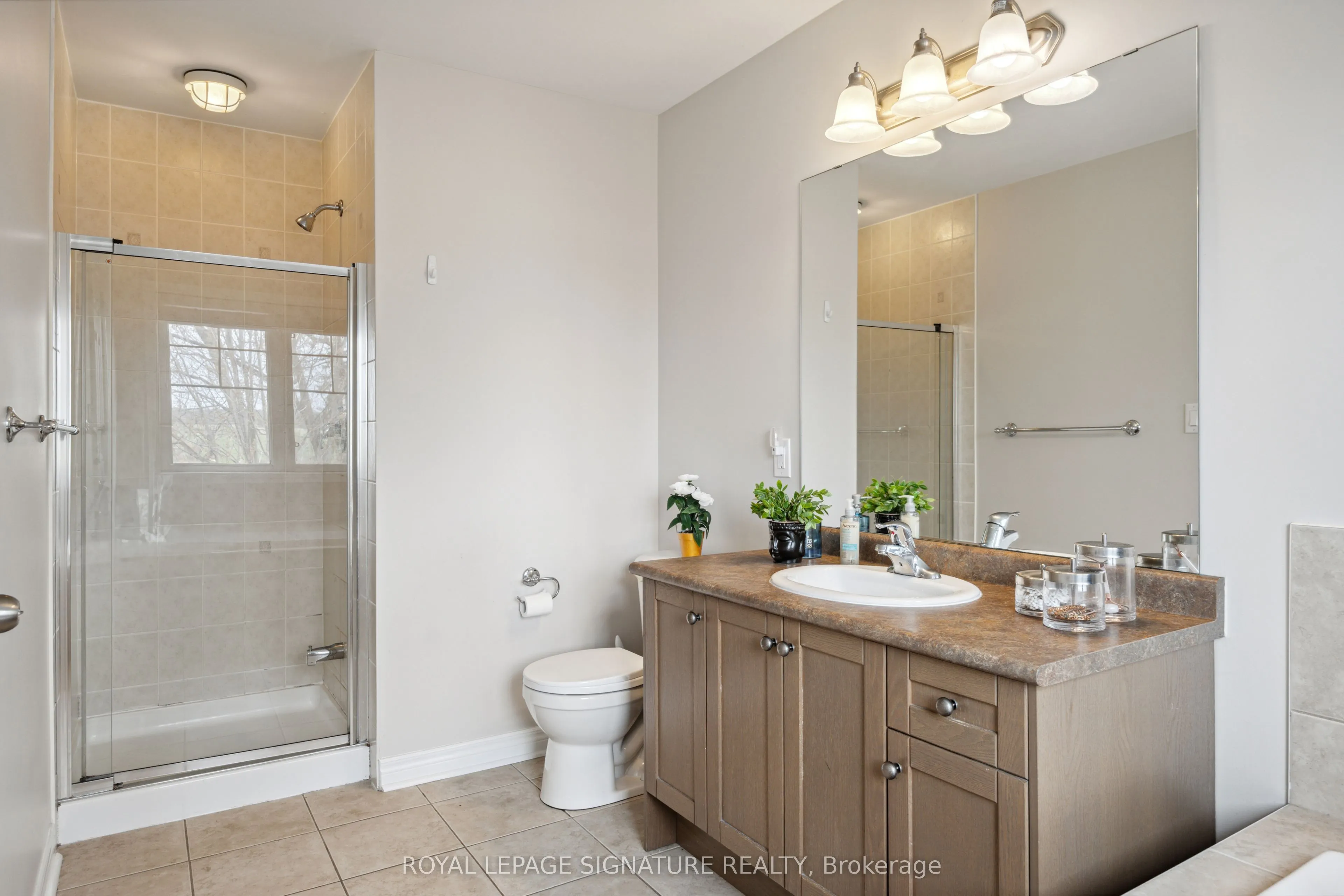 3275 Stalybridge Drive, #18