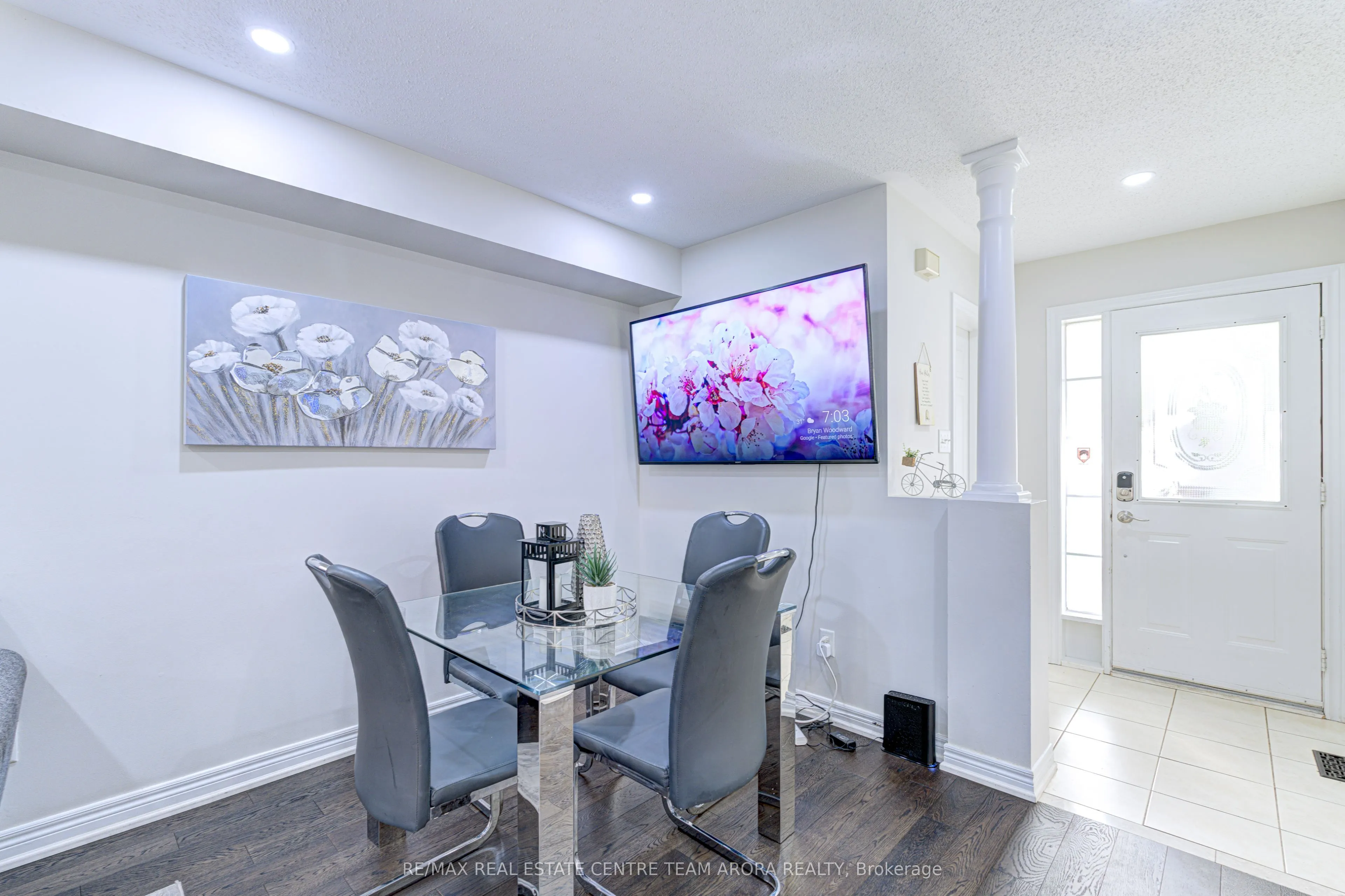 85 Ridgemore Crescent