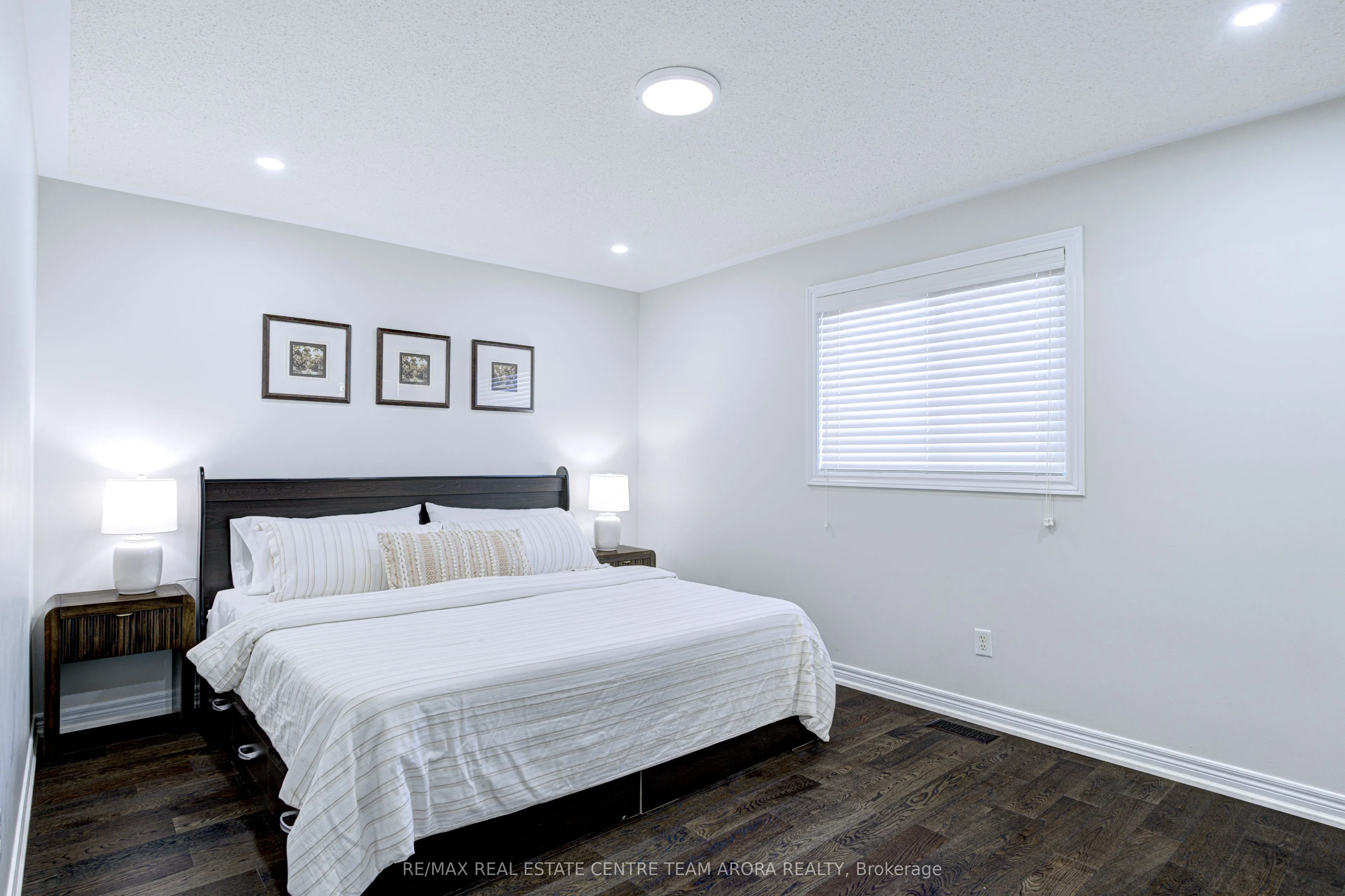 85 Ridgemore Crescent