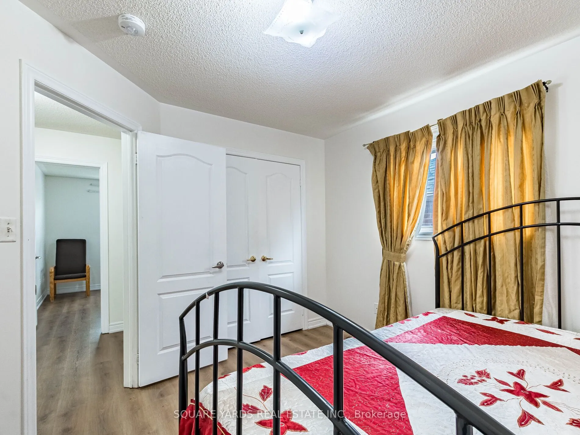 8 Brambank Crescent