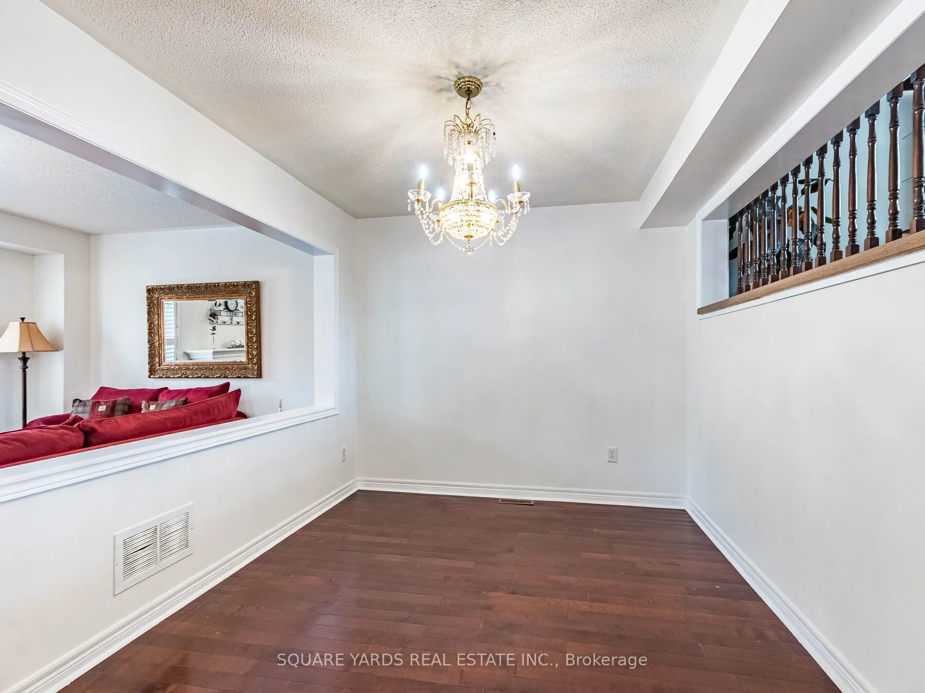 8 Brambank Crescent