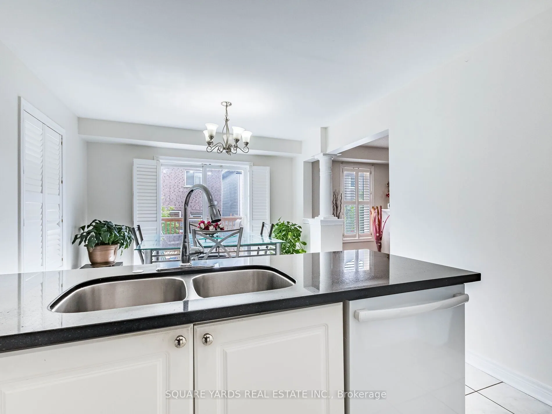 8 Brambank Crescent