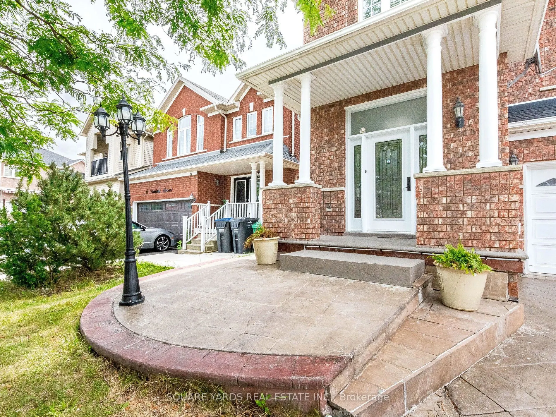 8 Brambank Crescent