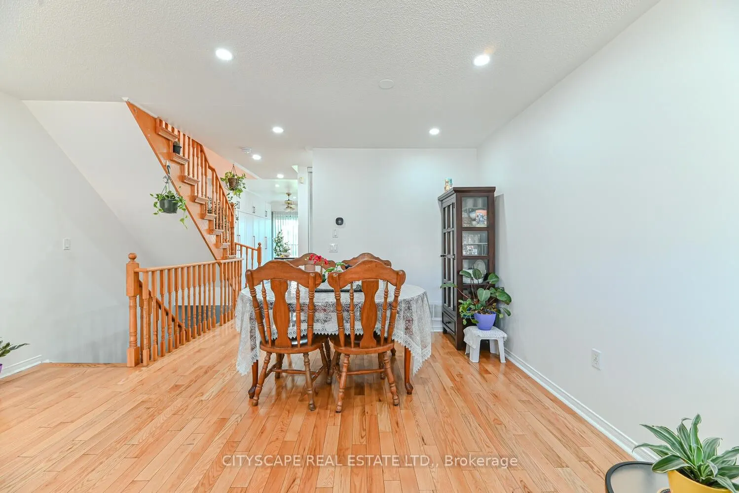 3020 Cedarglen Gate, #35