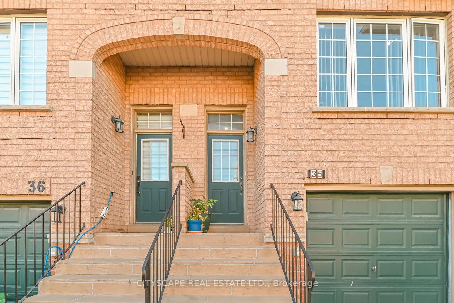 3020 Cedarglen Gate, #35