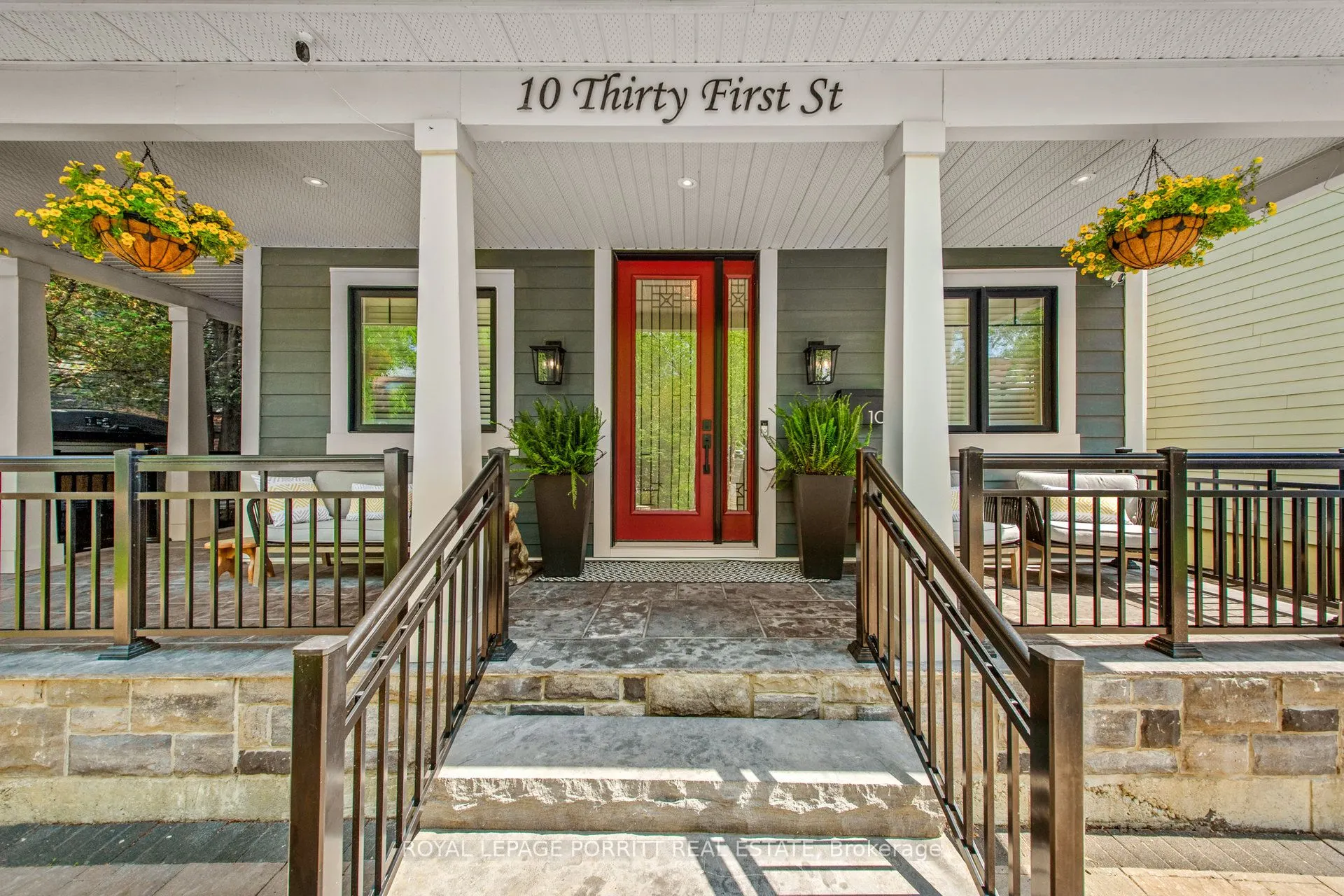 10 Thirty First Street