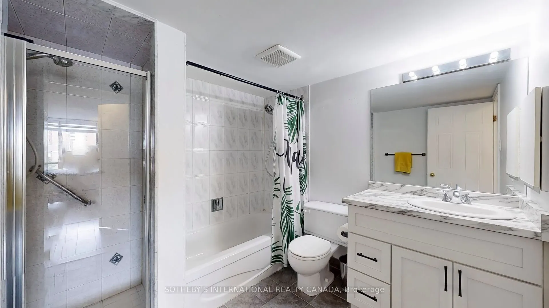 25 Fairview Road W, #406