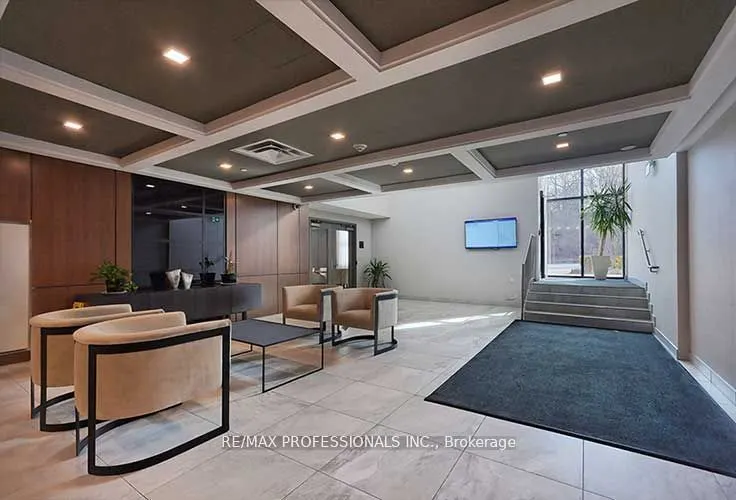 1575 Lakeshore Road W, #GR20