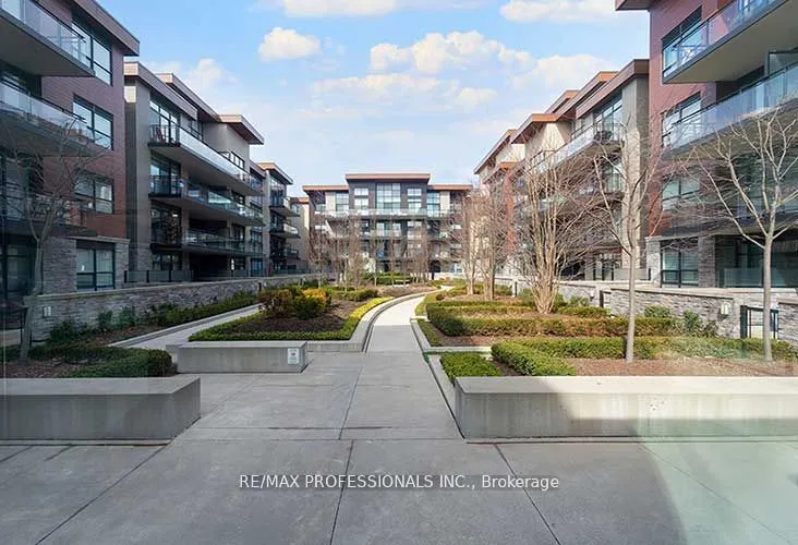 1575 Lakeshore Road W, #GR20