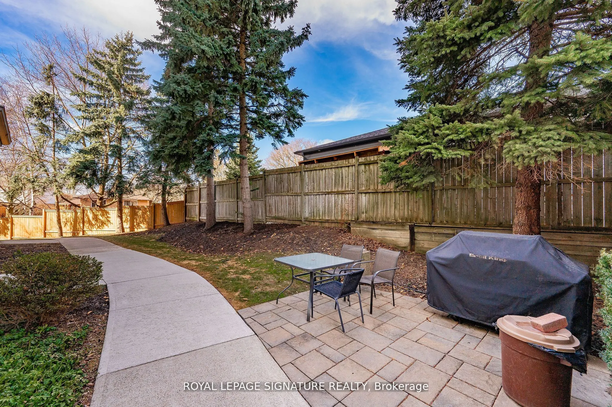 26 Hall Road, #412