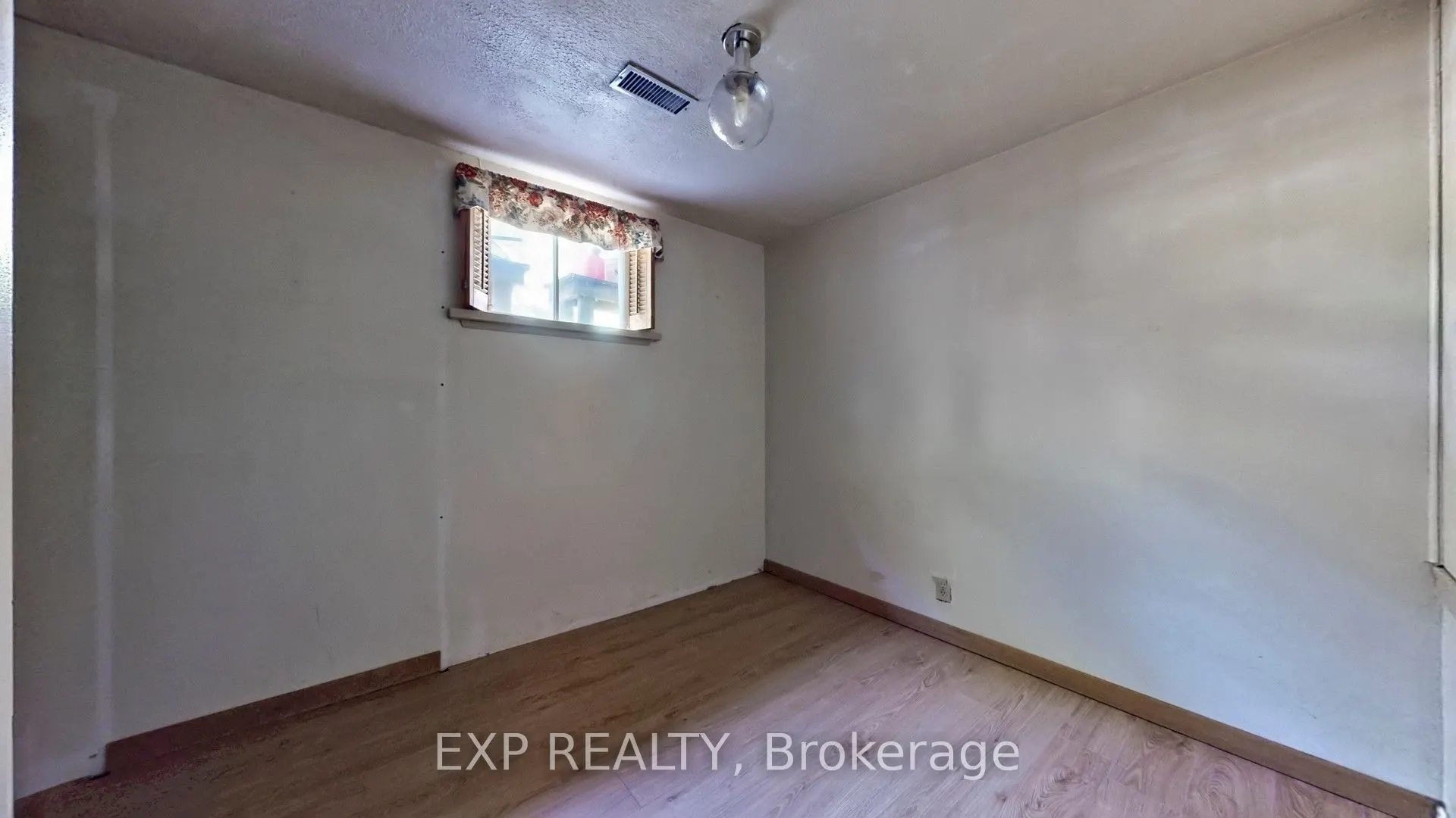 559 Drymen Crescent