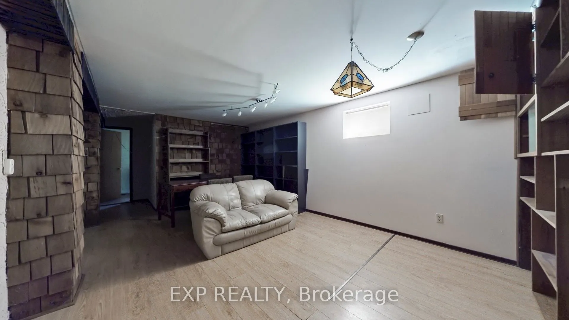 559 Drymen Crescent