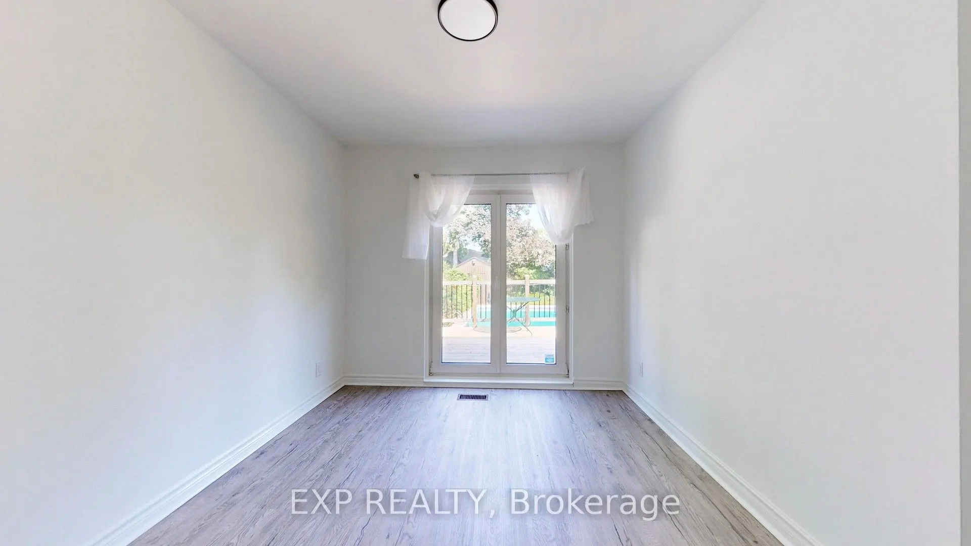 559 Drymen Crescent