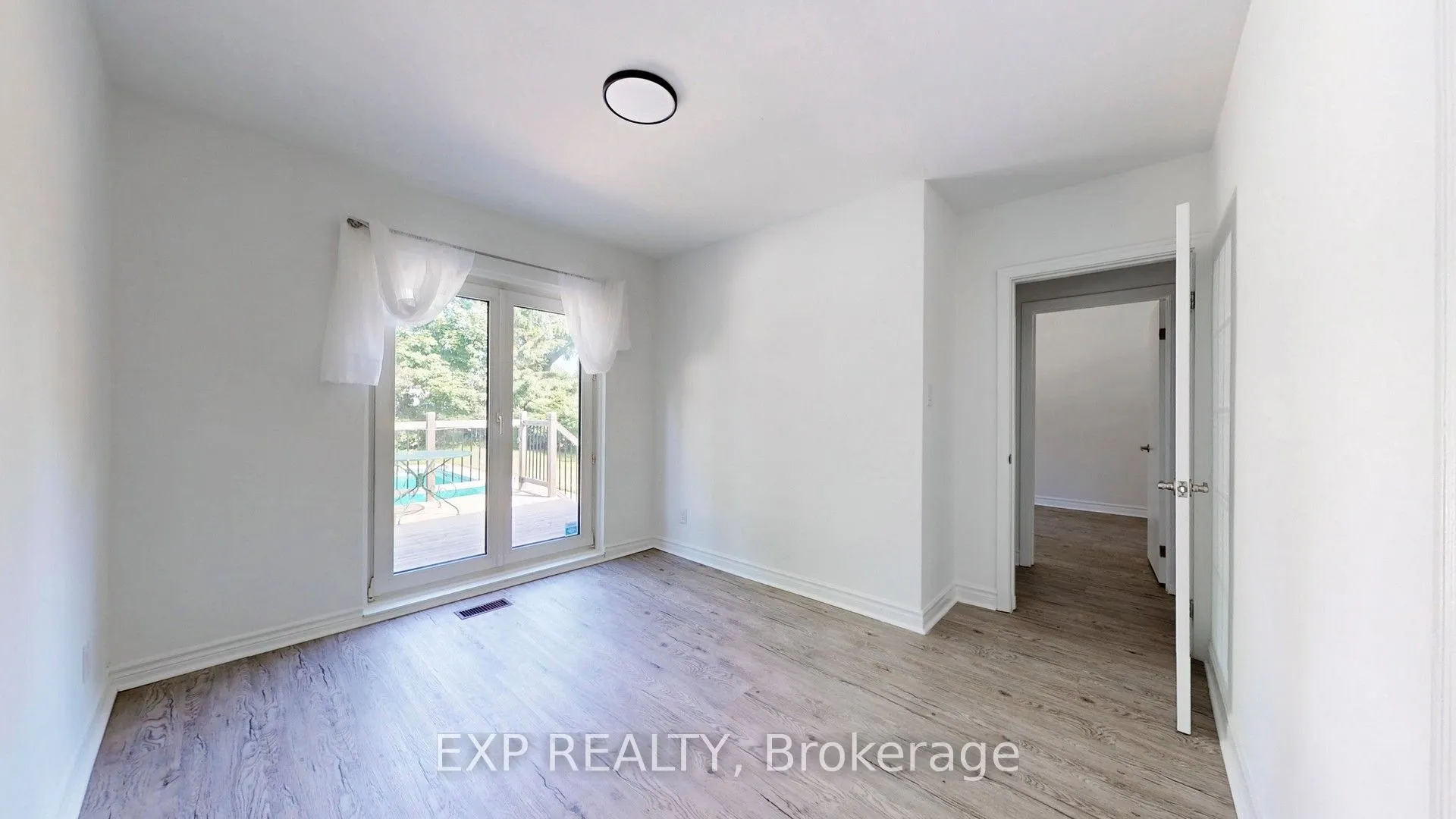 559 Drymen Crescent