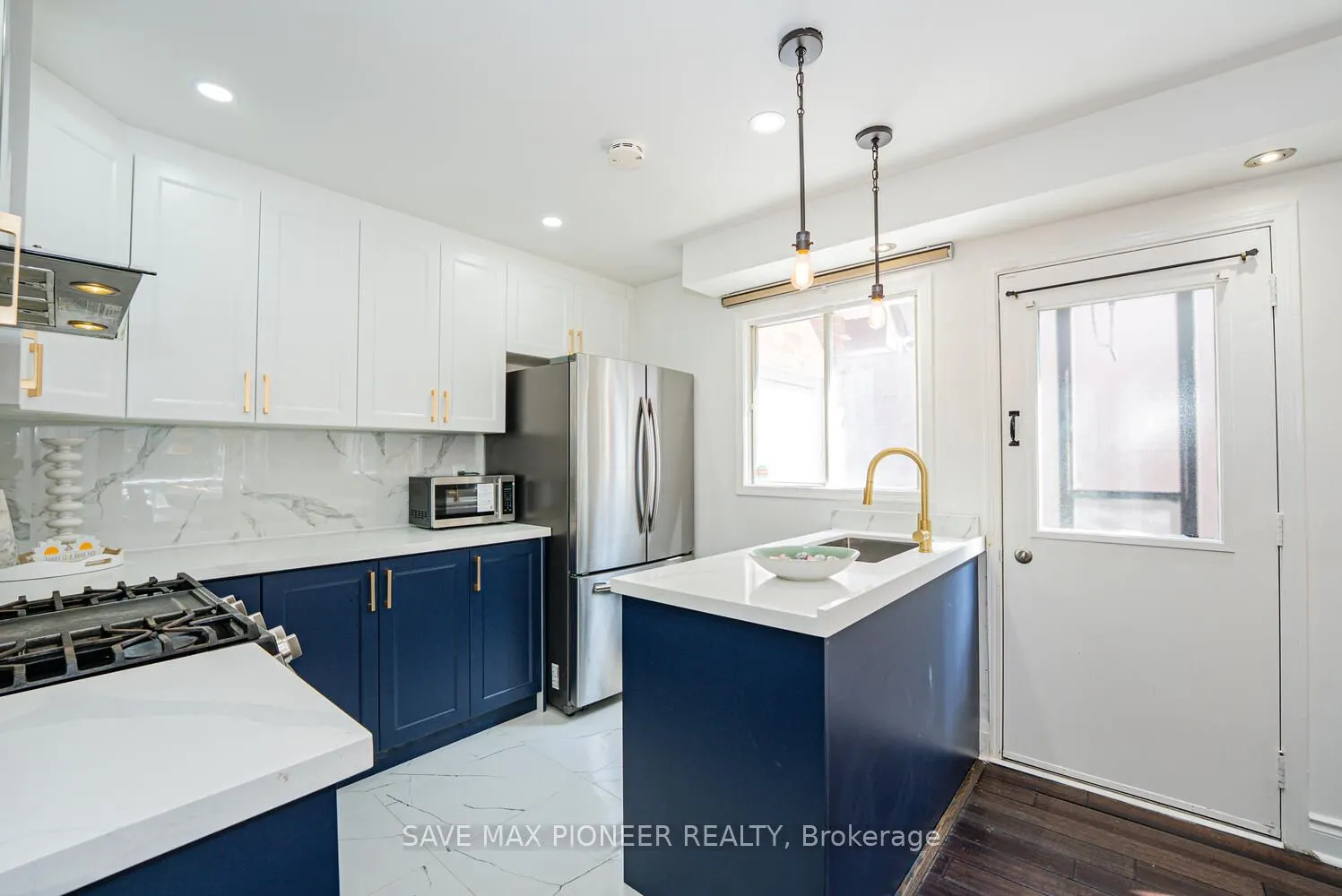 228 Lech Walesa Drive